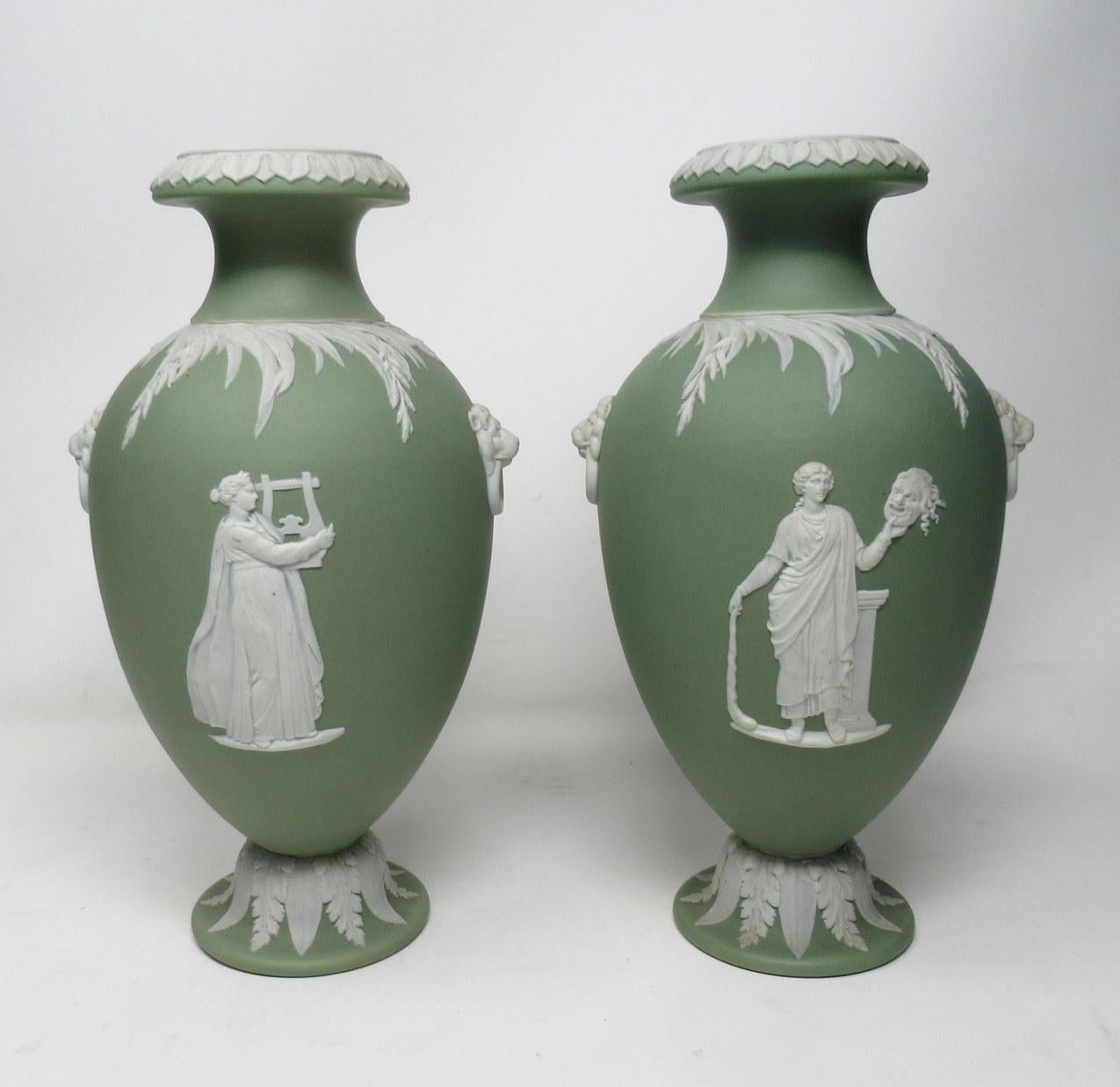 An exceptionally fine example of an early pair of English Jasper Ware green dip Wedgwood vases of ovoid form supported by decorative circular spreading bases,

circa 1860.

Decorated with neoclassical reliefs in white on green dip ground. Each