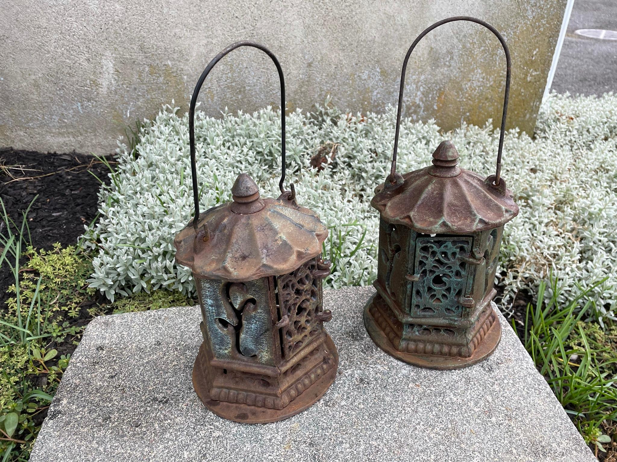 Hand-Crafted Japan Old Pair 1920's Ikebana Flower Lanterns