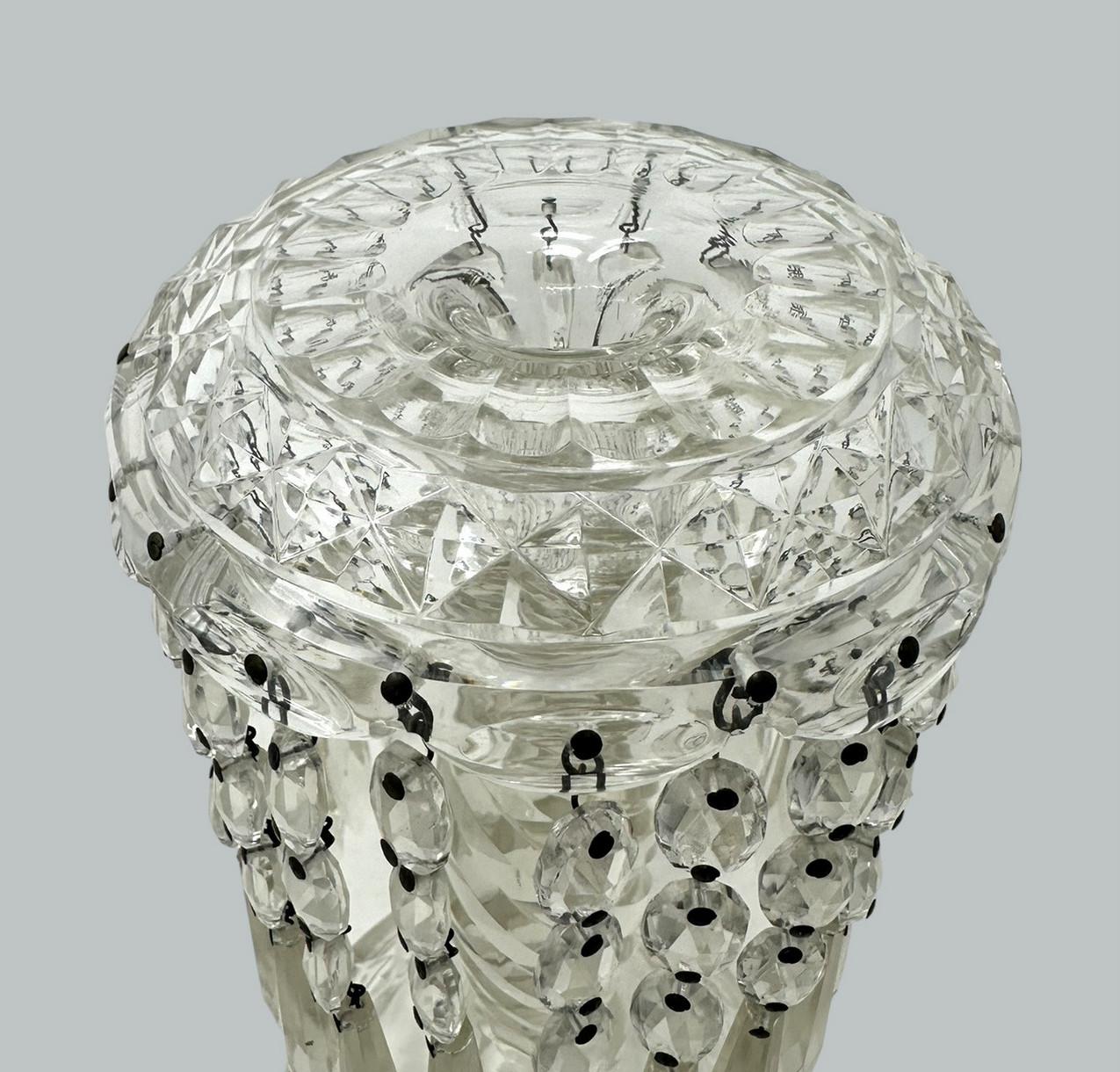 Antike Paar irische Waterford Crystal Hand geschliffene Lüster Lüster Vase Irland im Zustand „Gut“ im Angebot in Dublin, Ireland