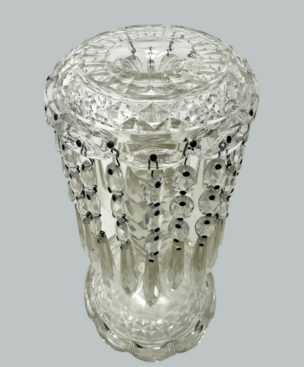 Antike Paar irische Waterford Crystal Hand geschliffene Lüster Lüster Vase Irland (19. Jahrhundert) im Angebot