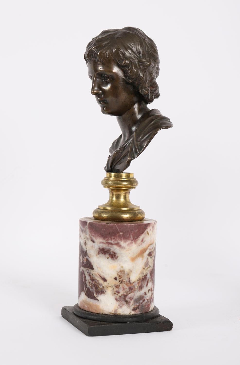 Antica coppia di busti in bronzo di Dioniso e Arianna del XIX secolo in vendita 5