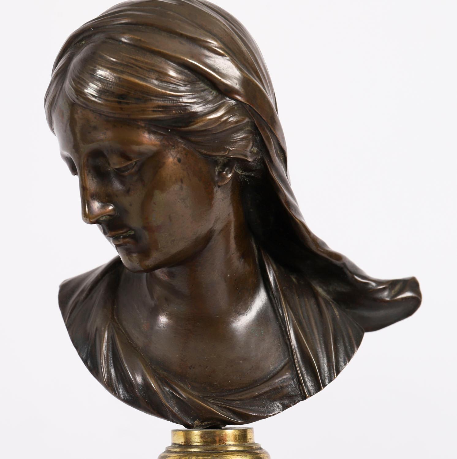 Italiano Antica coppia di busti in bronzo di Dioniso e Arianna del XIX secolo in vendita
