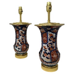 Par Antiguo Japonés Chino Imari Porcelain Ormolu Lámparas de Mesa Azul Rojo Dorado
