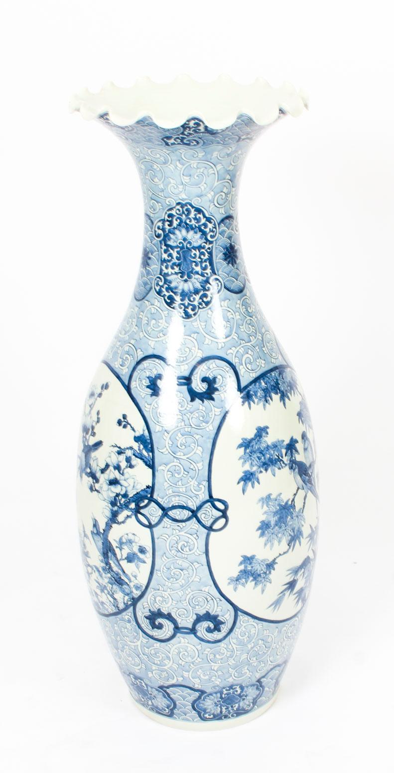 Antique Pair of Japanese Meiiji Imari Blue & White Arita Porcelain Temple Vases 5
