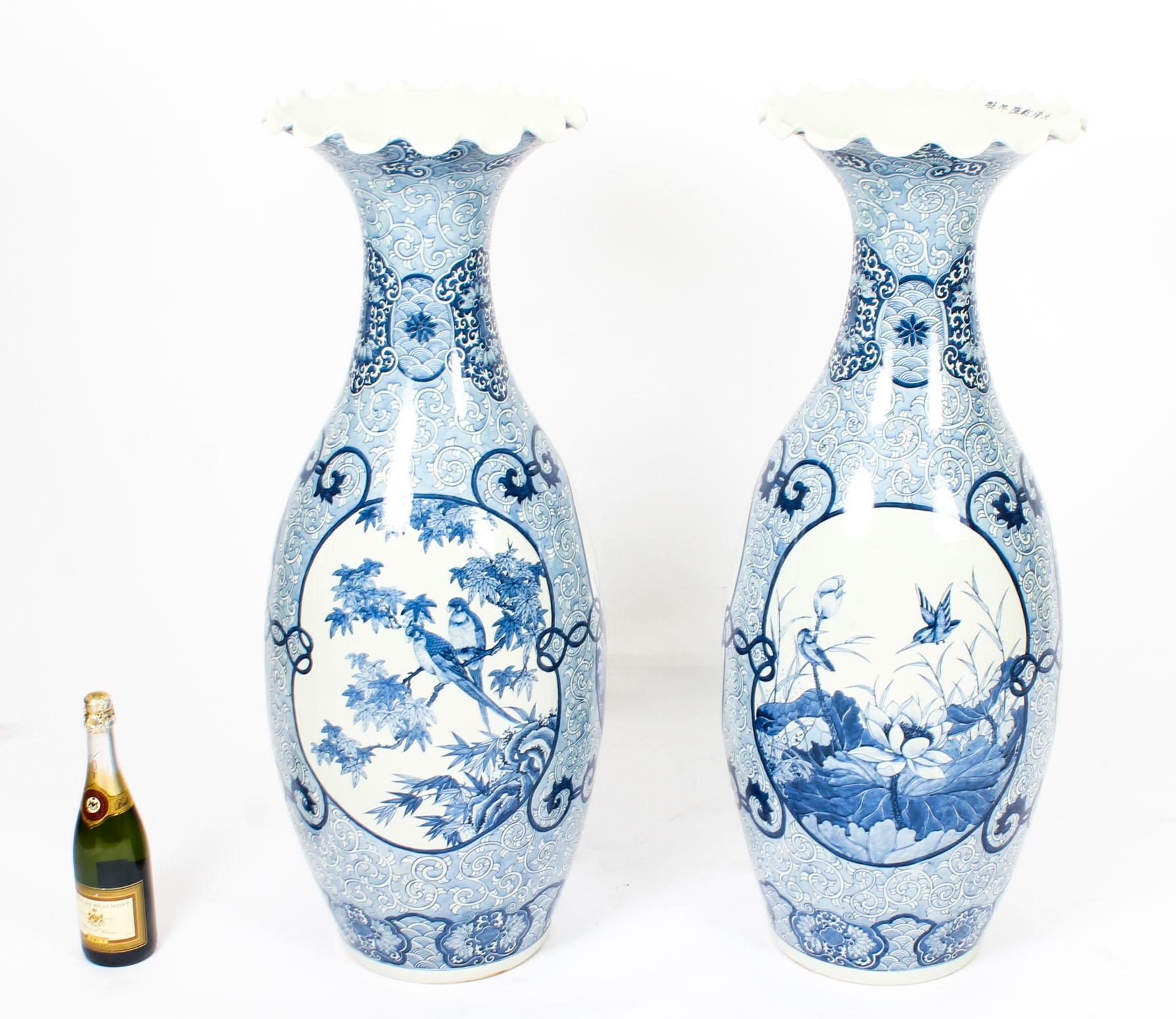 Antique Pair of Japanese Meiiji Imari Blue & White Arita Porcelain Temple Vases 8