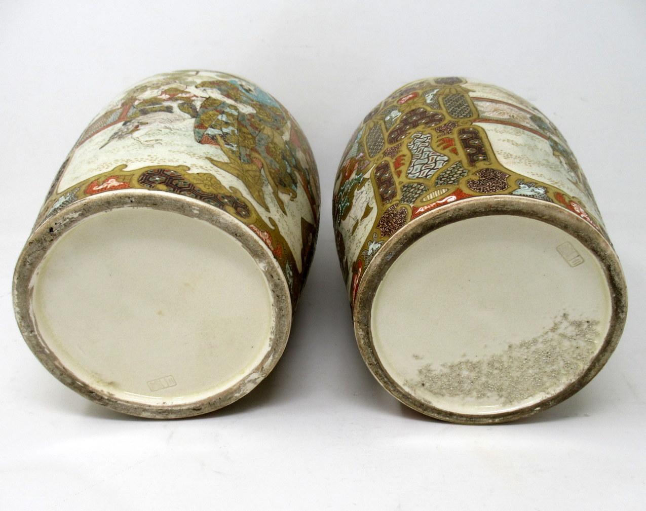 Antique Pair Japanese Satsuma Hand Painted Vase Urns Meiji Period 1868-1912 4