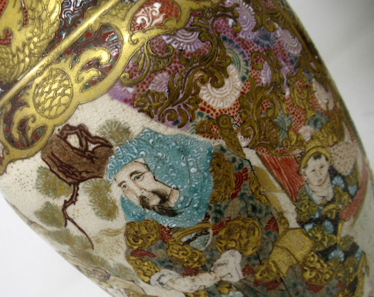 Antique Pair Japanese Satsuma Hand Painted Vase Urns Meiji Period 1868-1912 3