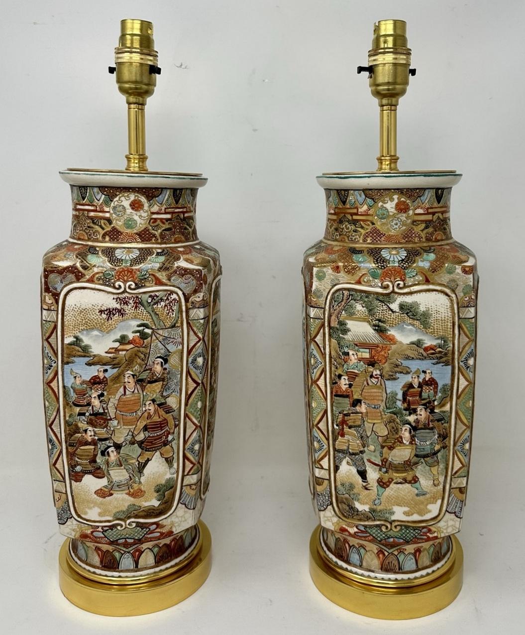 Japonais Paire d'anciennes lampes de table japonaises Satsuma Vases Urnes Période Meiji 1868-1912 en vente