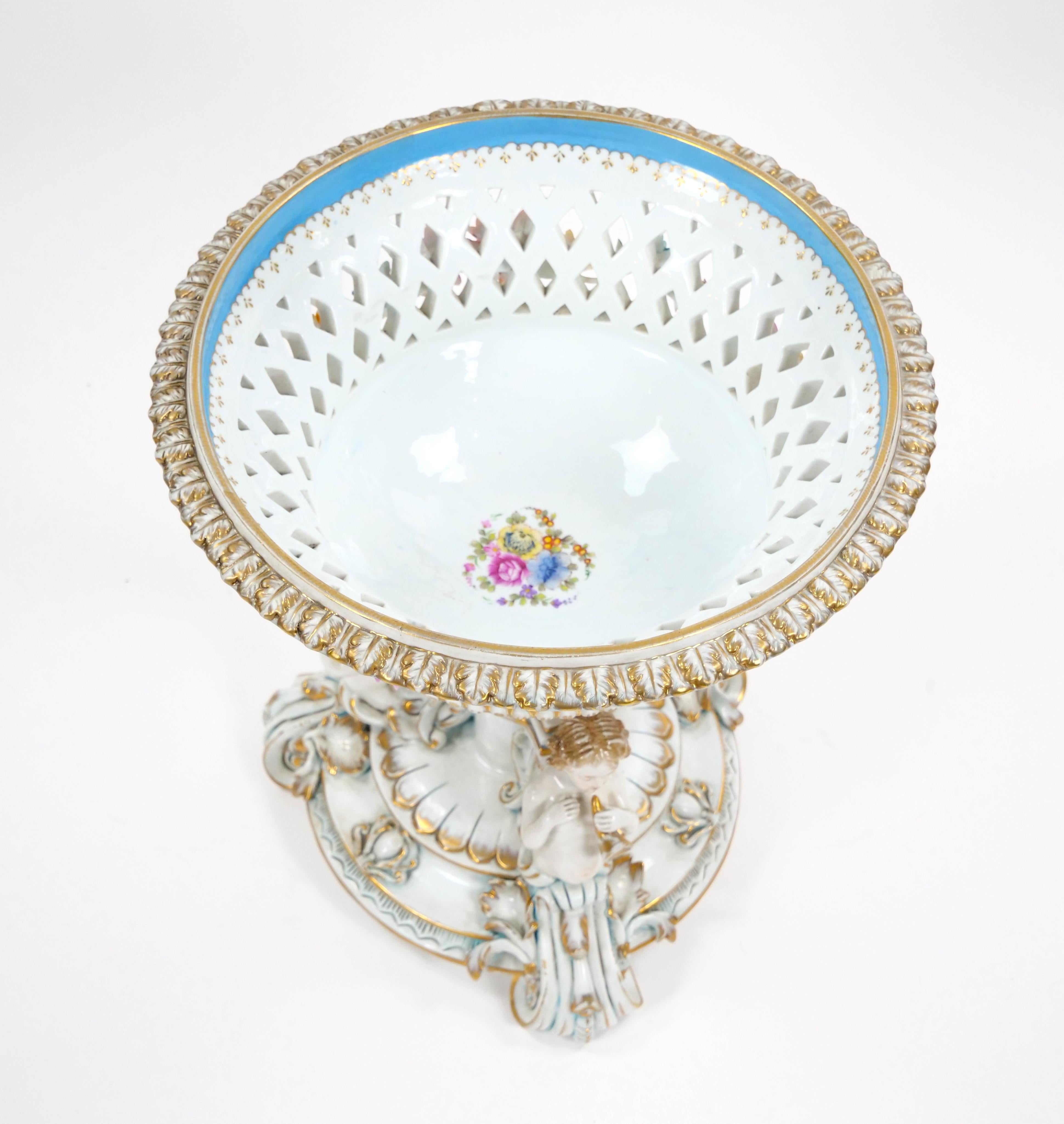 Coppia antica di grandi centrotavola figurativi in porcellana tedesca Meissen Porcelain in vendita 4