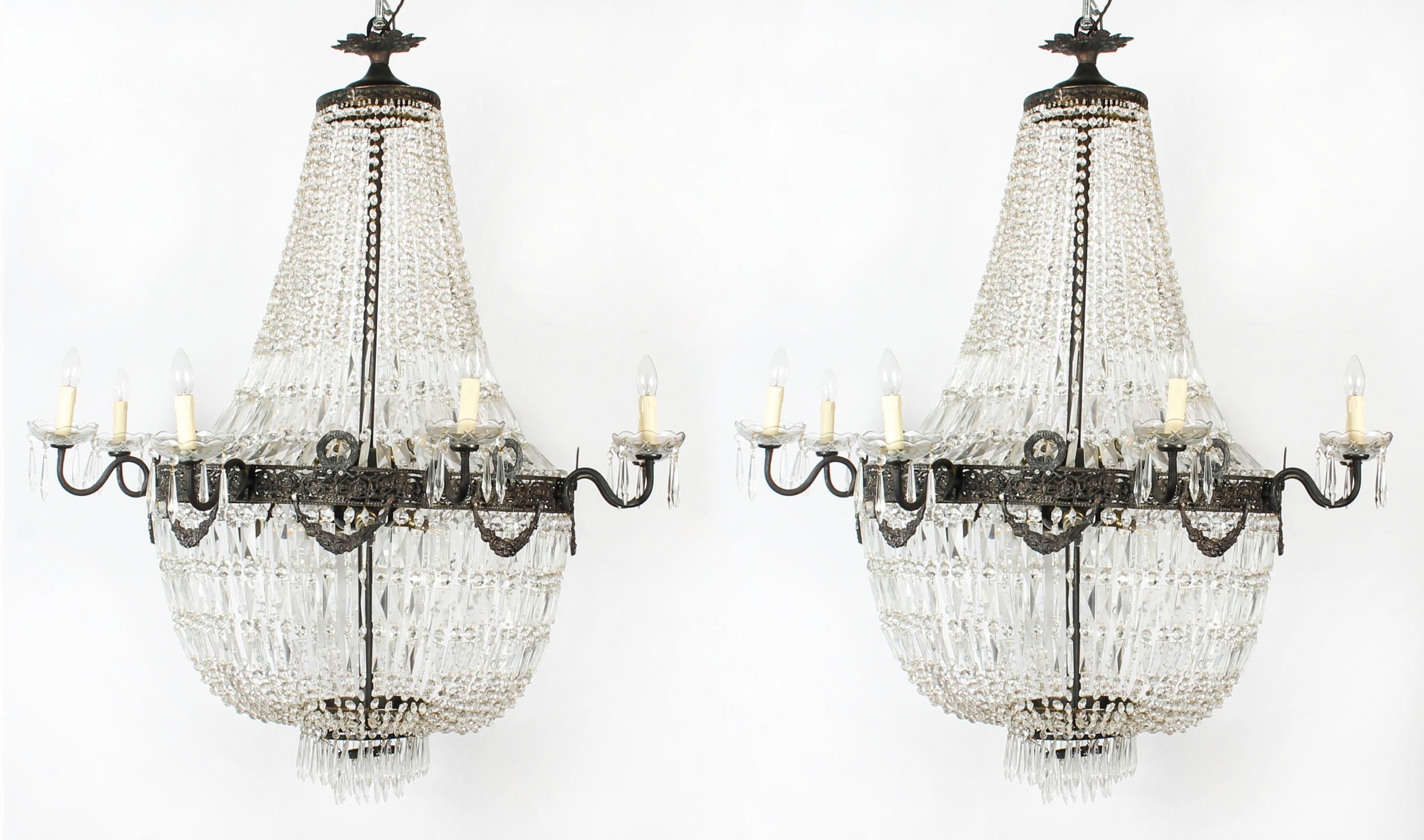 Ancienne paire de lustres de tente Louis Revival 20 lumières en cristal taillé de salle de bal, vers 1920 en vente 5