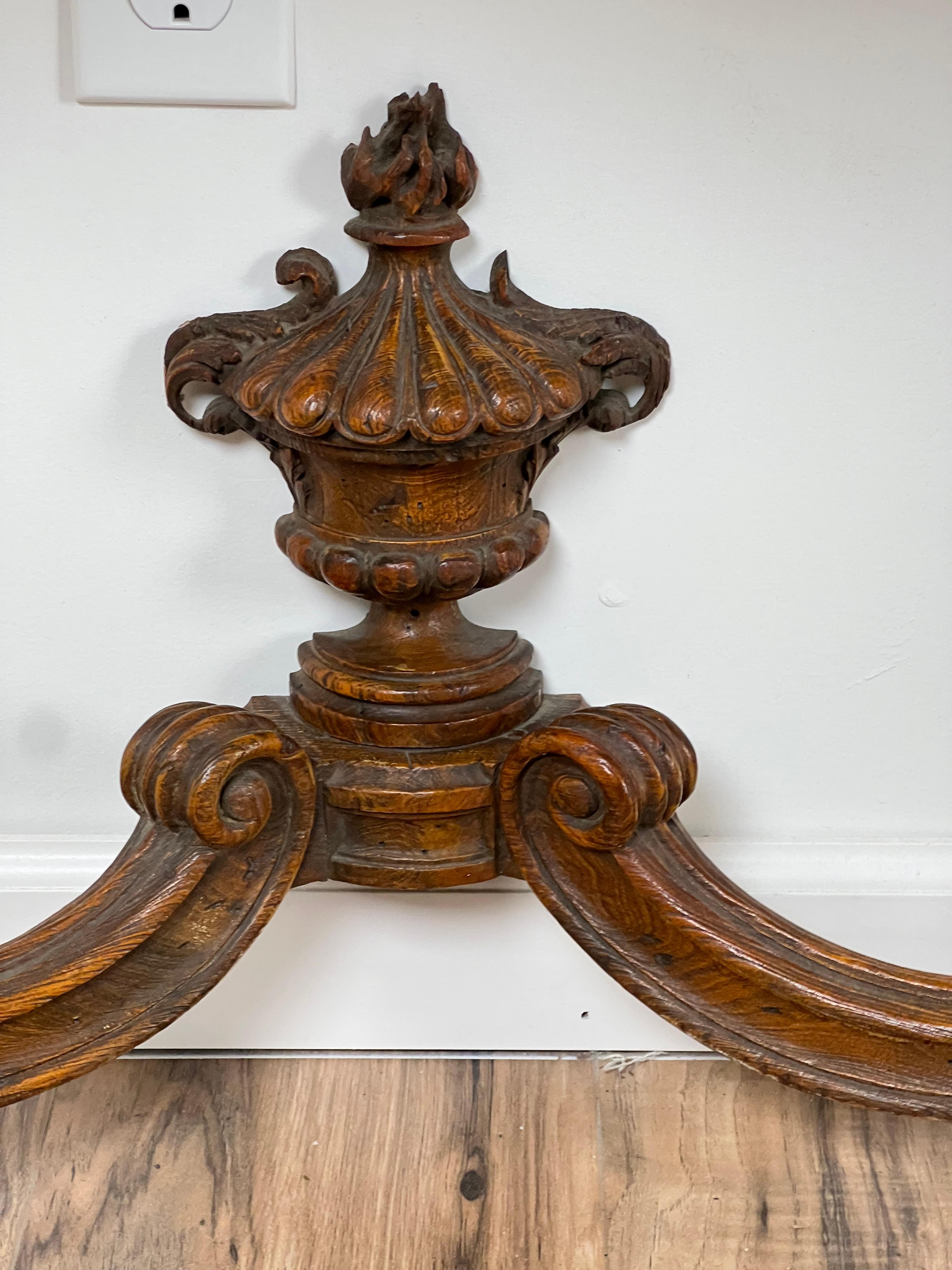 Antica coppia di tavoli da console Luigi XV Rococò Portor de Pyrénées c.C. Fine del 18° secolo. in vendita 3
