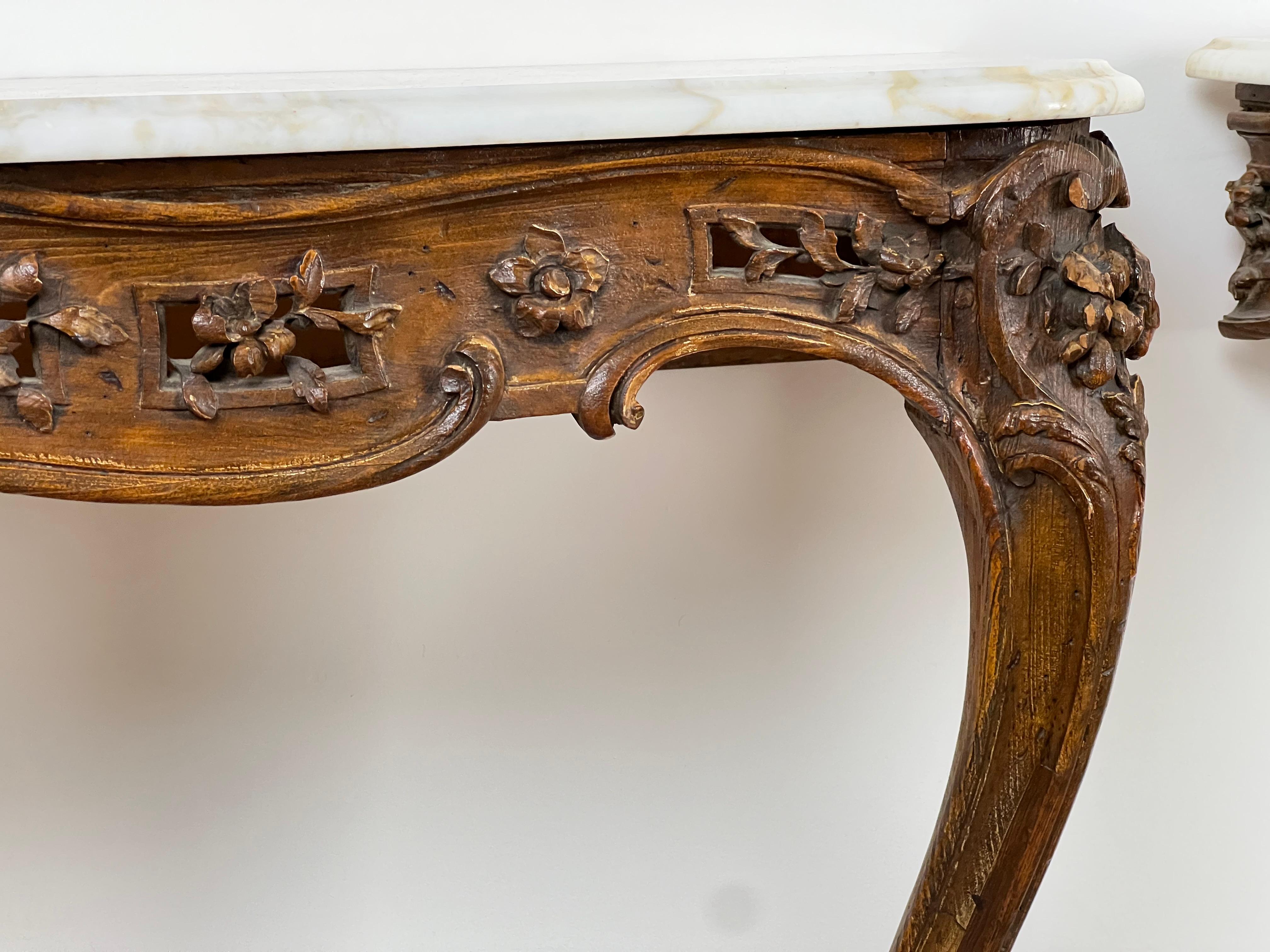 Antica coppia di tavoli da console Luigi XV Rococò Portor de Pyrénées c.C. Fine del 18° secolo. in vendita 2