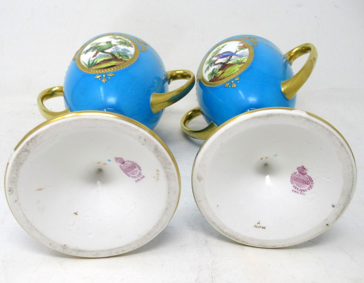 Antique Pair Minton Staffordshire Porcelain Vases Centerpieces Birds Turquoise In Good Condition For Sale In Dublin, Ireland