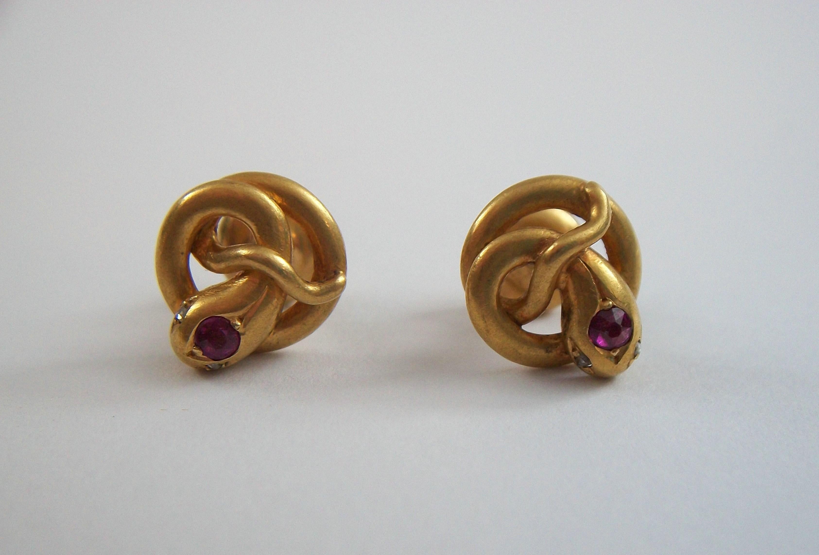 Round Cut Antique Pair of 18K Yellow Gold Snake Buttons - France - Late 19th Century For Sale