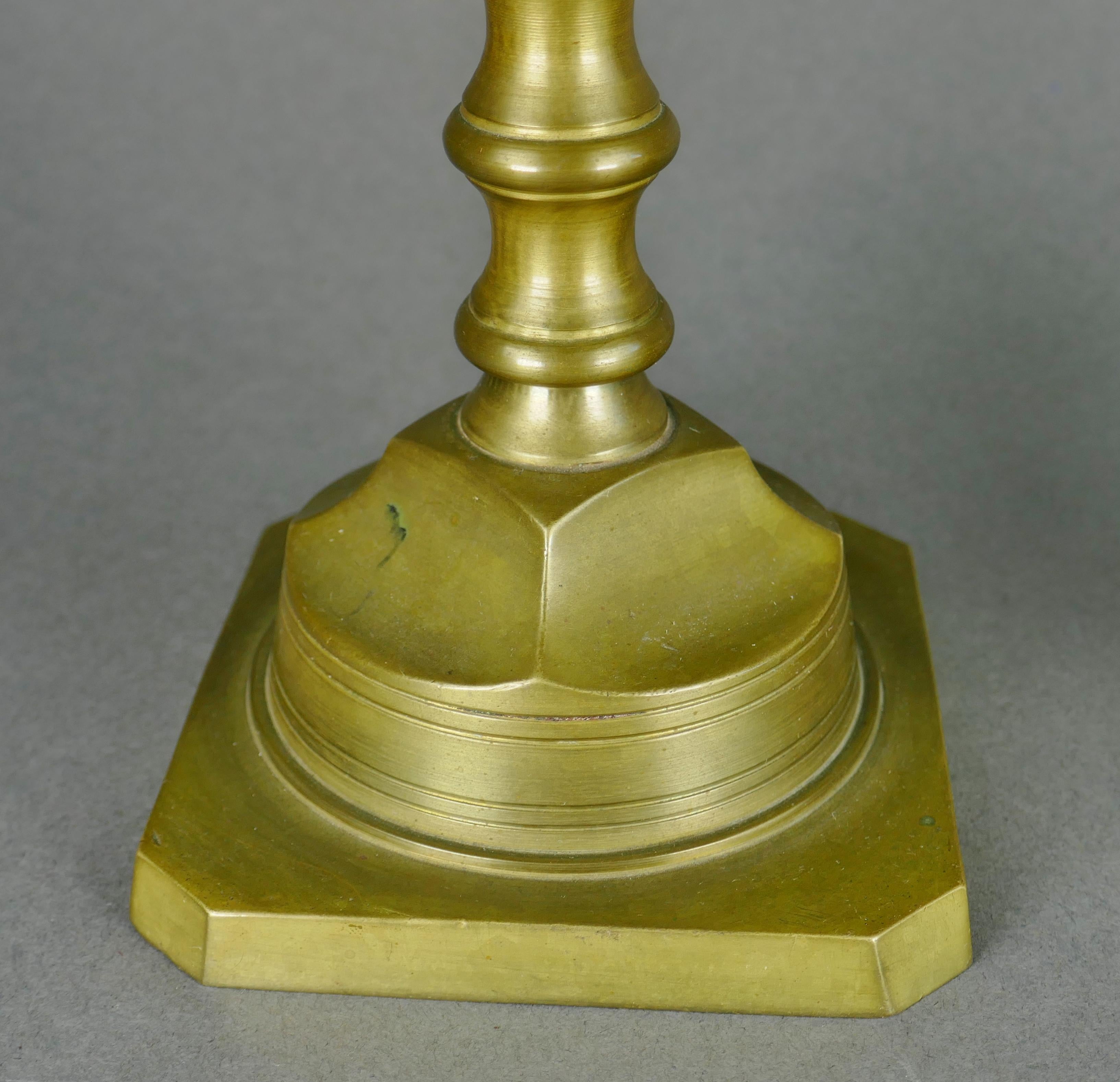 Antique Pair of 19th Century Cast Bronze European Candlesticks For Sale 1