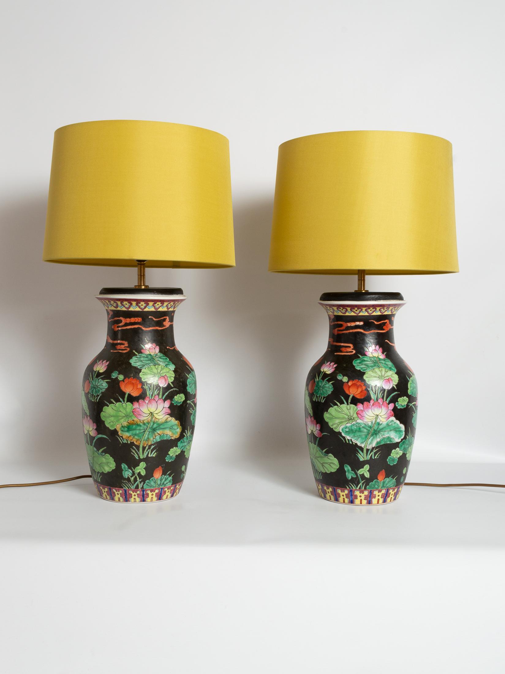 Antique Pair of 19th Century Famille Noire Chinese Vase Lamps, circa 1860 For Sale 1