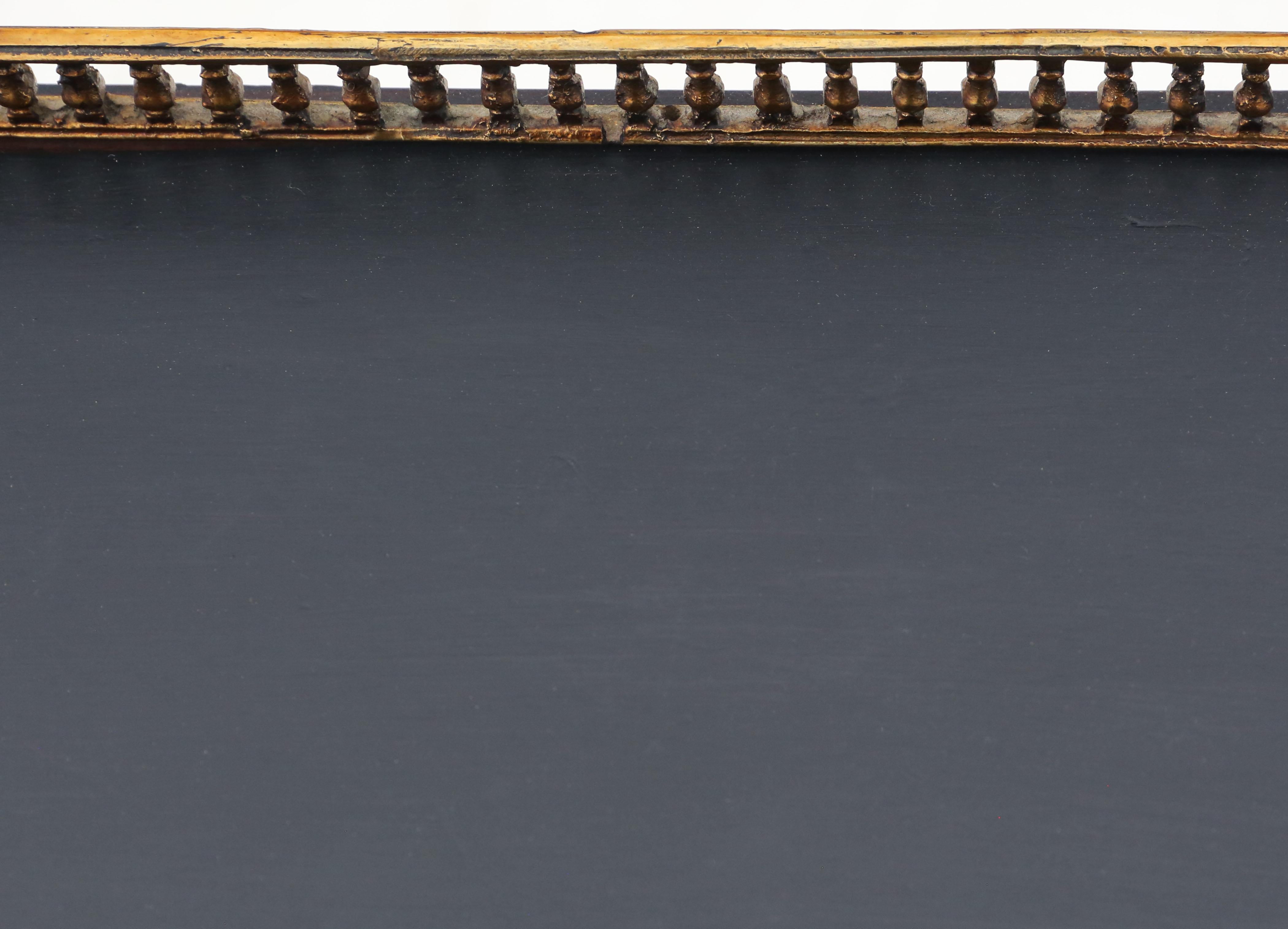 Paire de vitrines / bibliothèques anciennes du 19ème siècle peintes sur pilotis Qualité en vente 2