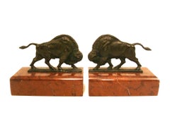 Antique Pair Of American Buffalo Bison Bronze and Marble Bookends 1920´s