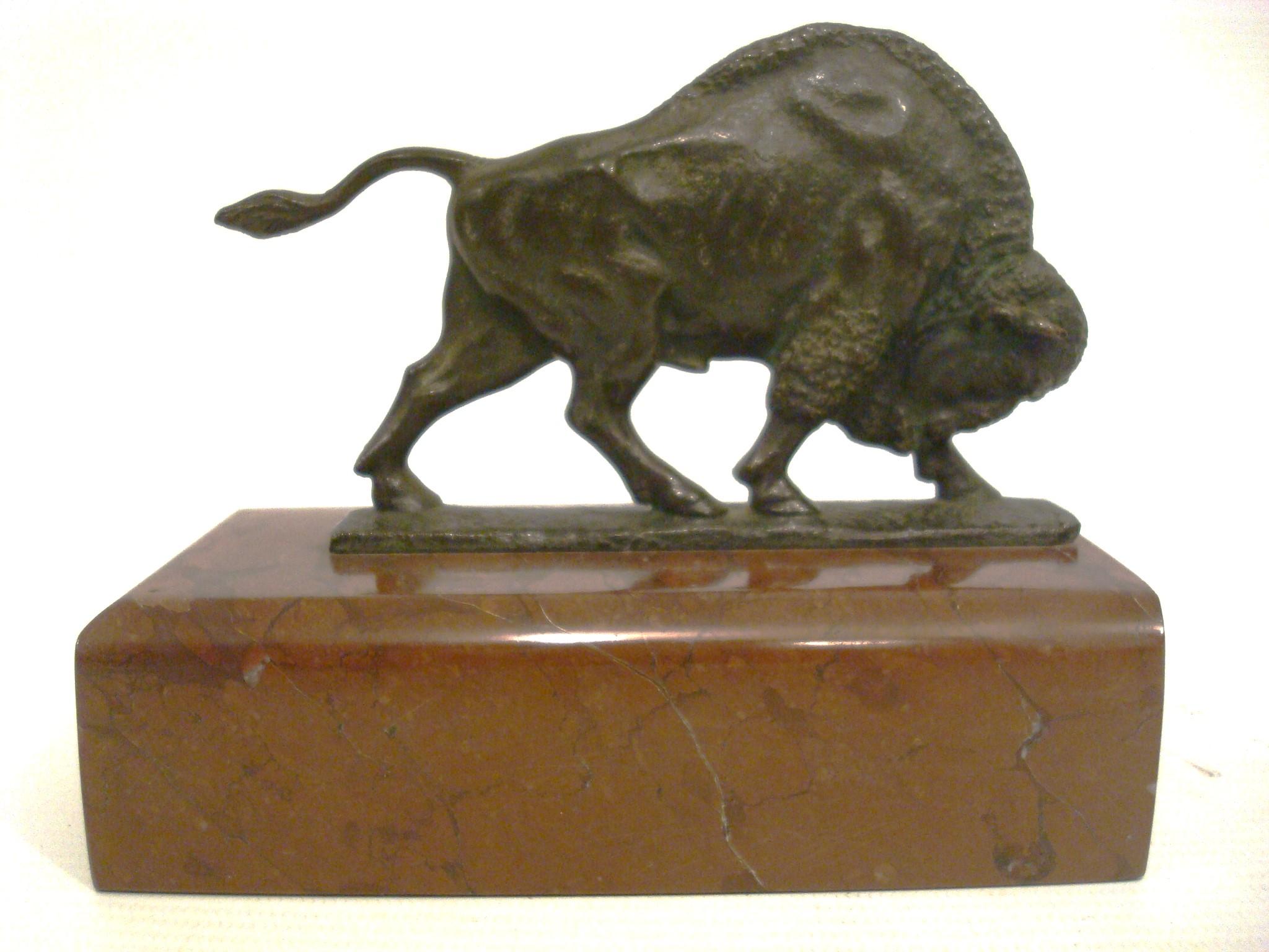 French Antique Pair Of American Buffalo Bison Bronze Bookends For Sale