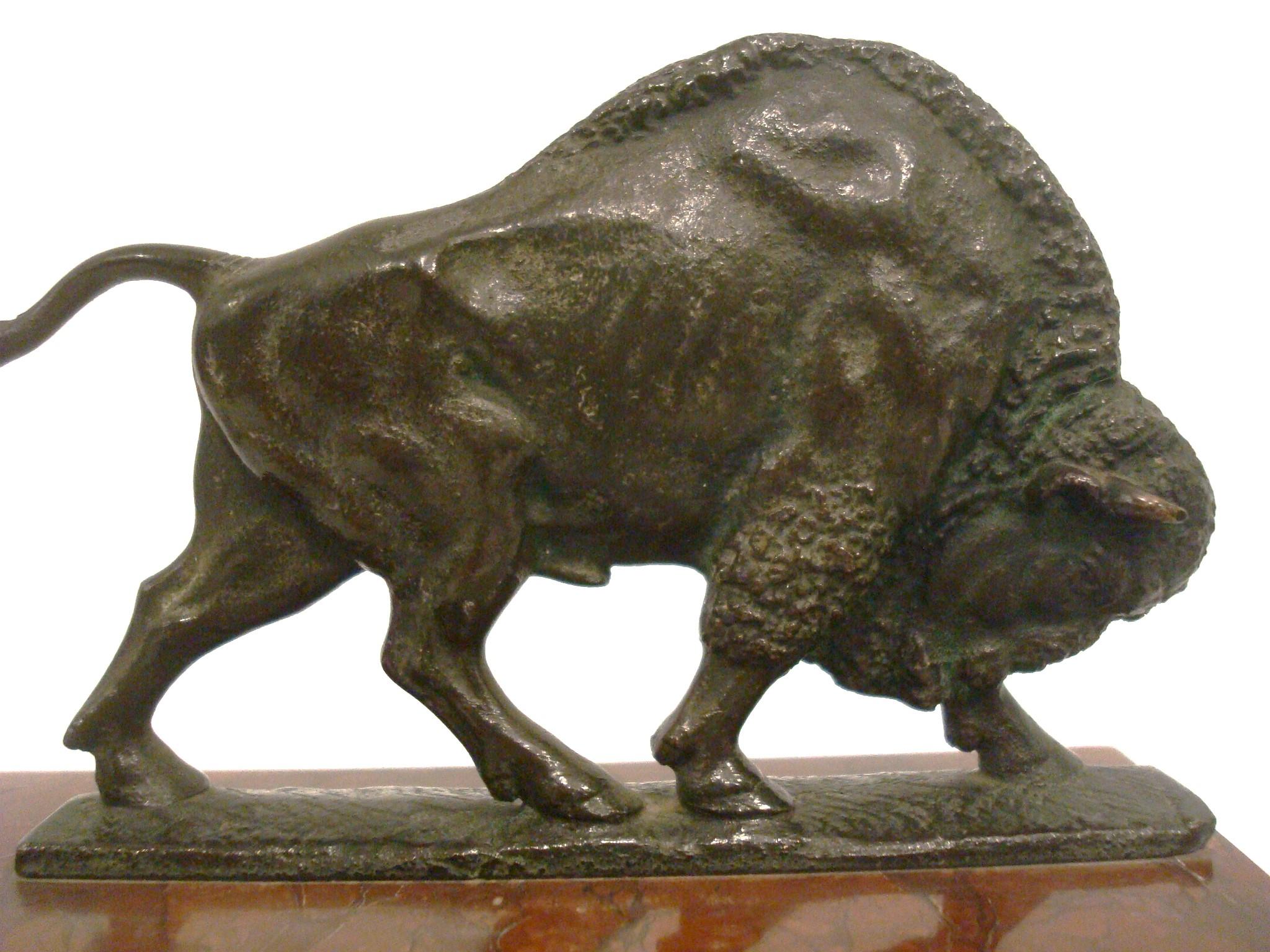 Antique Pair Of American Buffalo Bison Bronze Bookends In Good Condition For Sale In Buenos Aires, Olivos