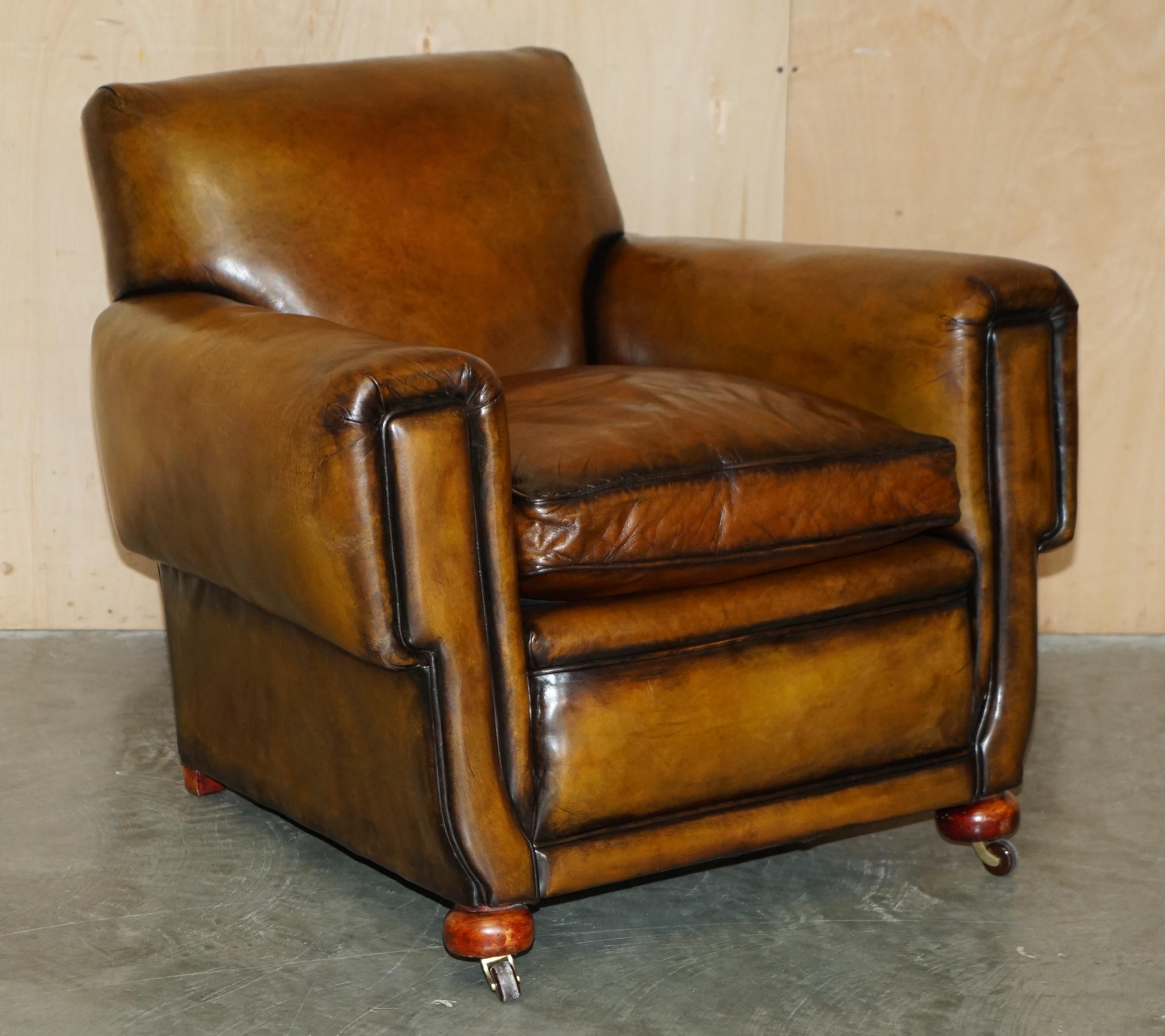 Paire d'armoires de club art déco 1920 entièrement rénovées en cuir marron cigare en vente 4