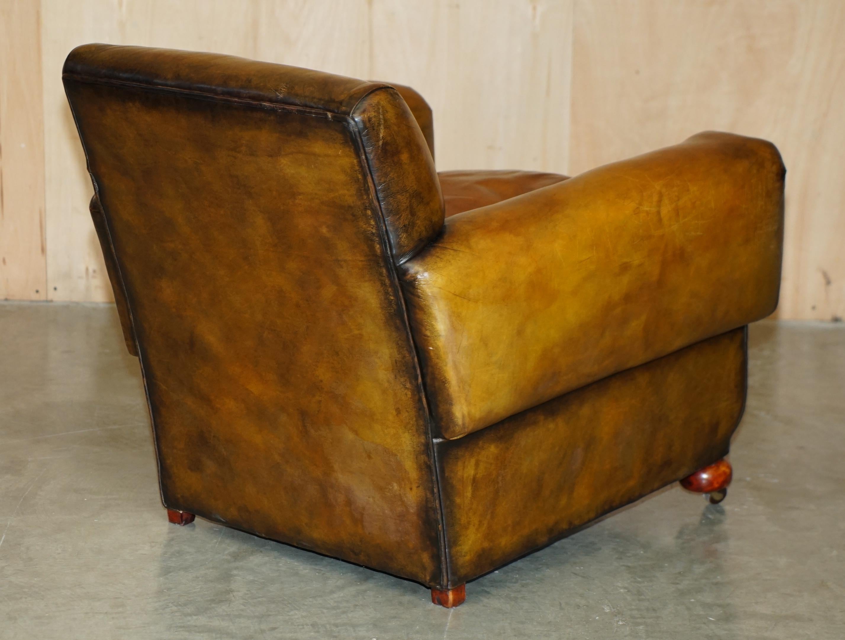 Paire d'armoires de club art déco 1920 entièrement rénovées en cuir marron cigare en vente 12