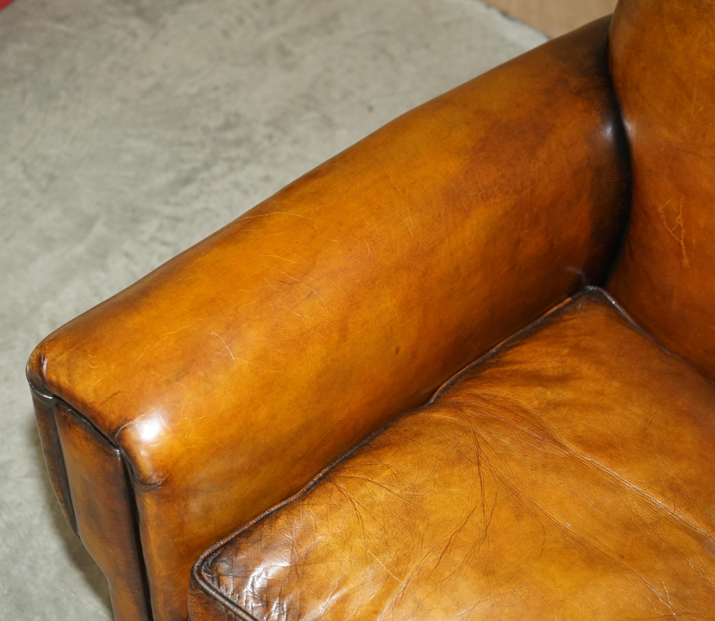 Paire d'armoires de club art déco 1920 entièrement rénovées en cuir marron cigare Bon état - En vente à West Sussex, Pulborough