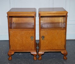 ANTIQUE PAIR OF ART DECO 1920'S LIGHT WALNUT NIGHTSTANDS BEDSiDE TABLES