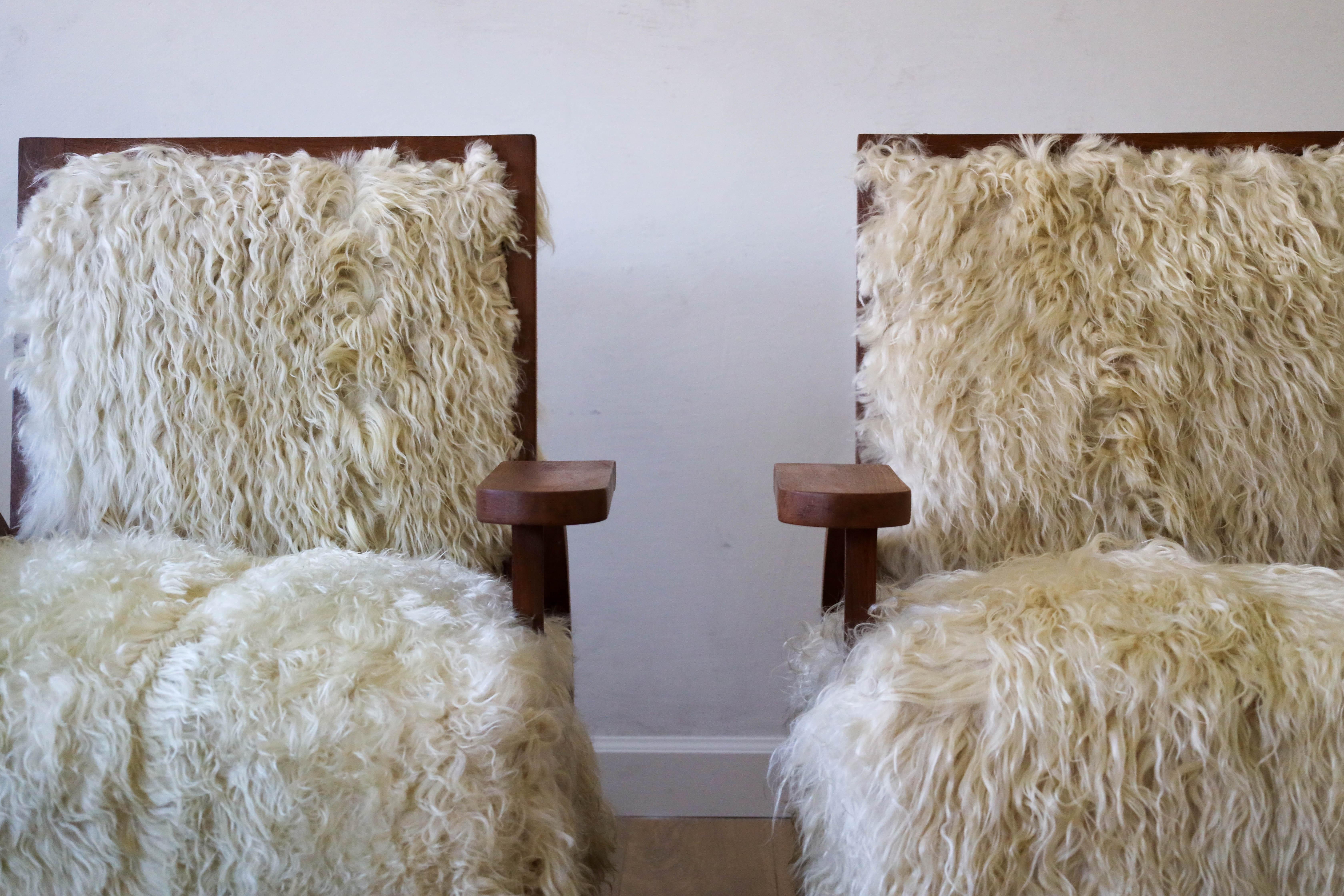 Antique Pair of Art Deco Club Chairs, reupholstered in Angora Goat, Early 1900s For Sale 7