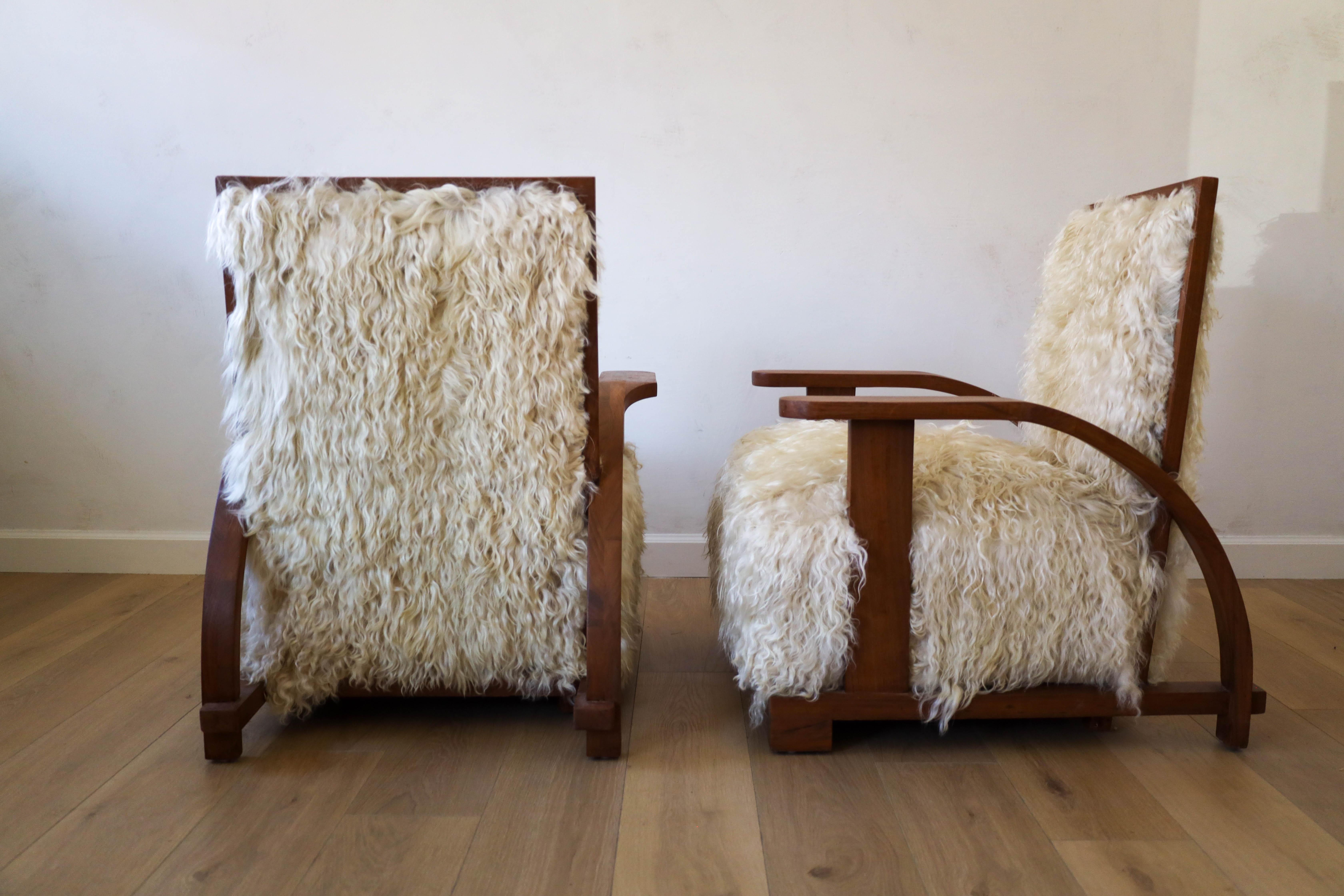Antique Pair of Art Deco Club Chairs, reupholstered in Angora Goat, Early 1900s For Sale 1