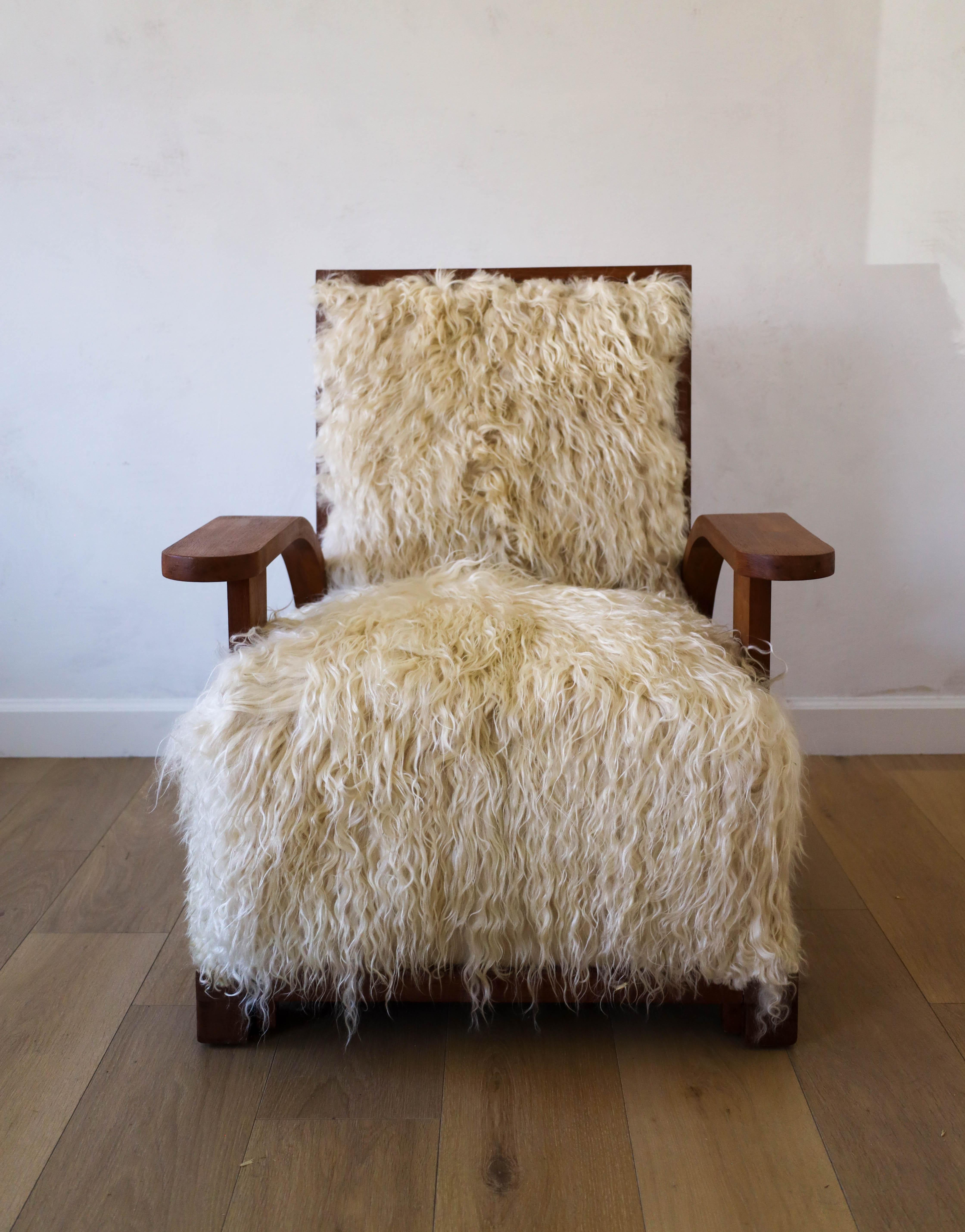 Antique Pair of Art Deco Club Chairs, reupholstered in Angora Goat, Early 1900s For Sale 3