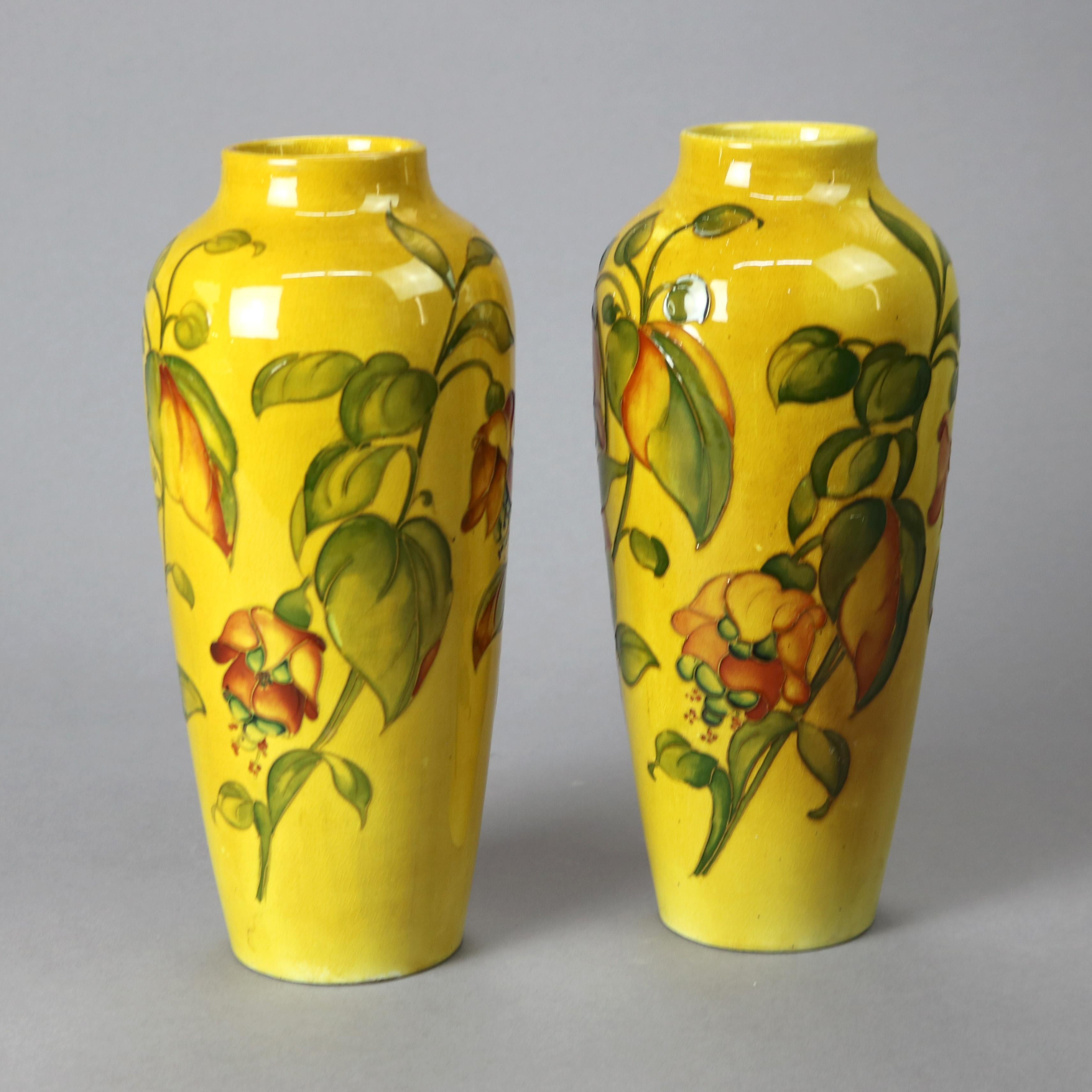 American Antique Pair of Arts & Crafts Moorcroft Art Pottery Vases, circa 1910 For Sale