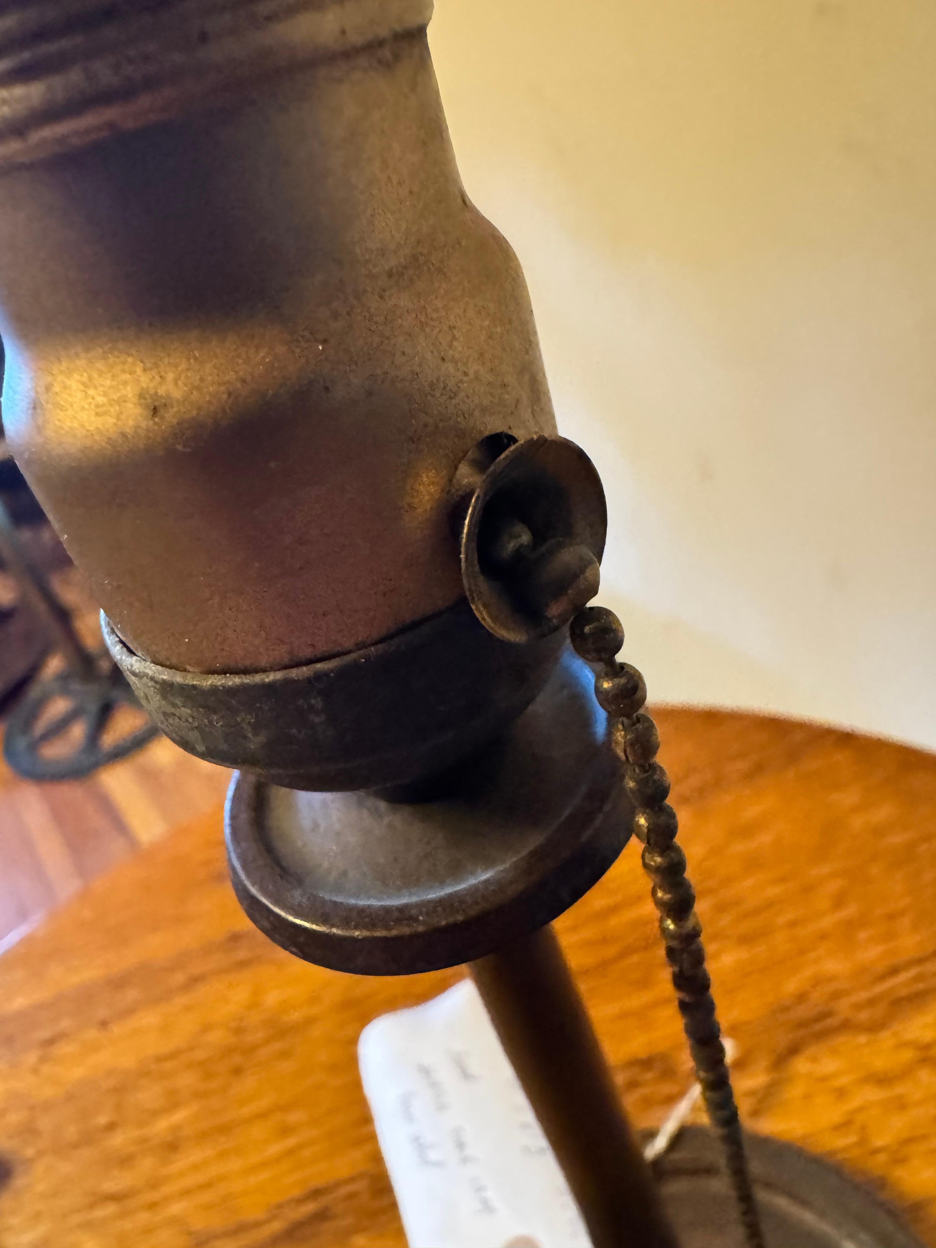 Antikes Paar „Aurora“-Sessel  Lampe  Die 