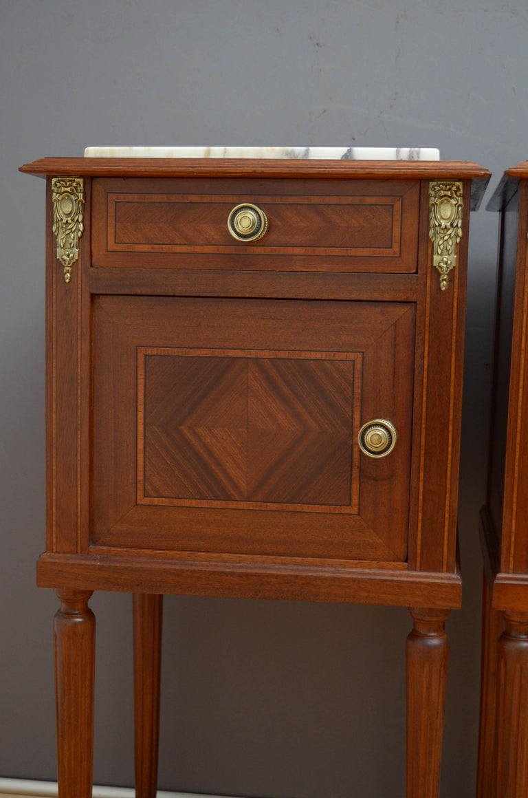 Antique Pair of Bedside For Sale at 1stDibs