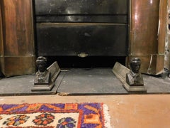Antica coppia di ali in ghisa nera, figura di uomo, XIX secolo, Italia