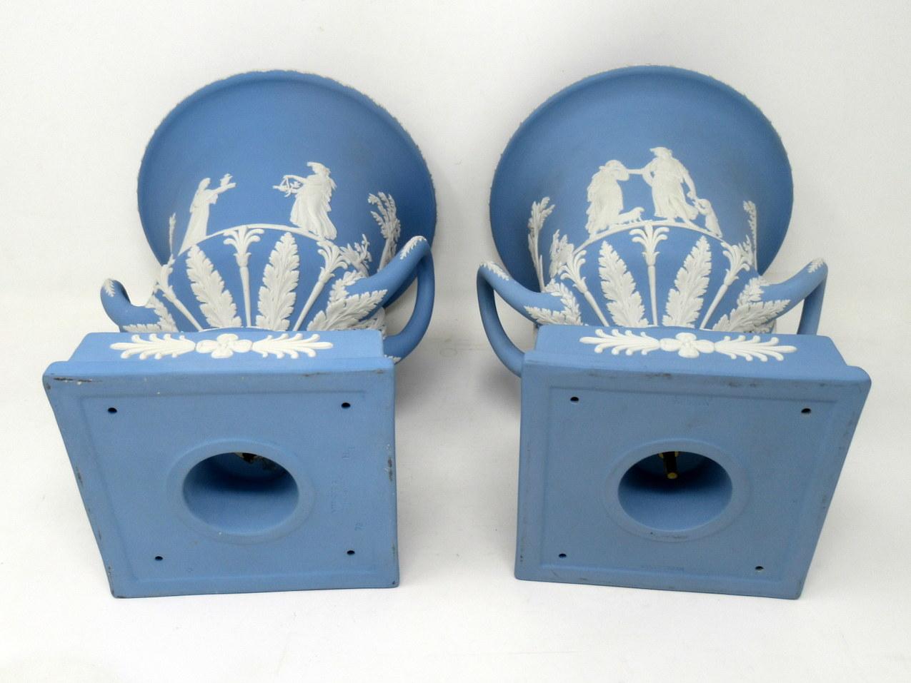 Antique Pair of Blue Wedgwood Jasperware Ceramic Urns Vases Mythological Scenes In Good Condition In Dublin, Ireland