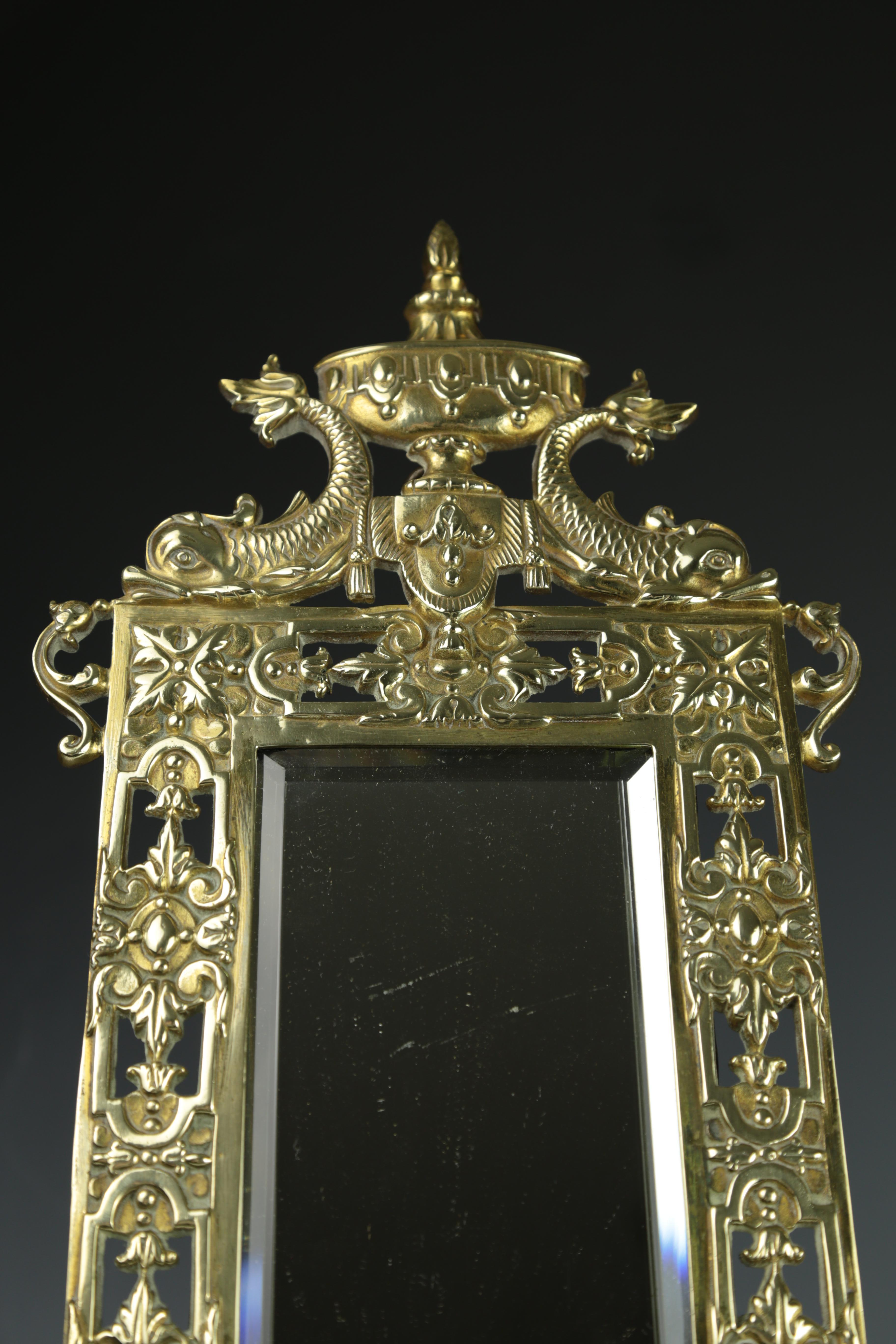 Ancienne paire de miroirs muraux victoriens britanniques en vente 1
