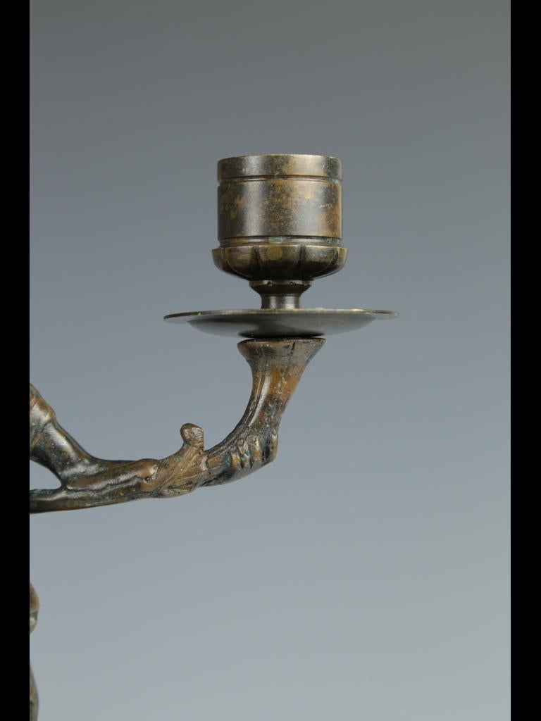 Paire de candélabres anciens en bronze de déesses d'Athènes par F. Souchal, Paris (vers 1850) en vente 3
