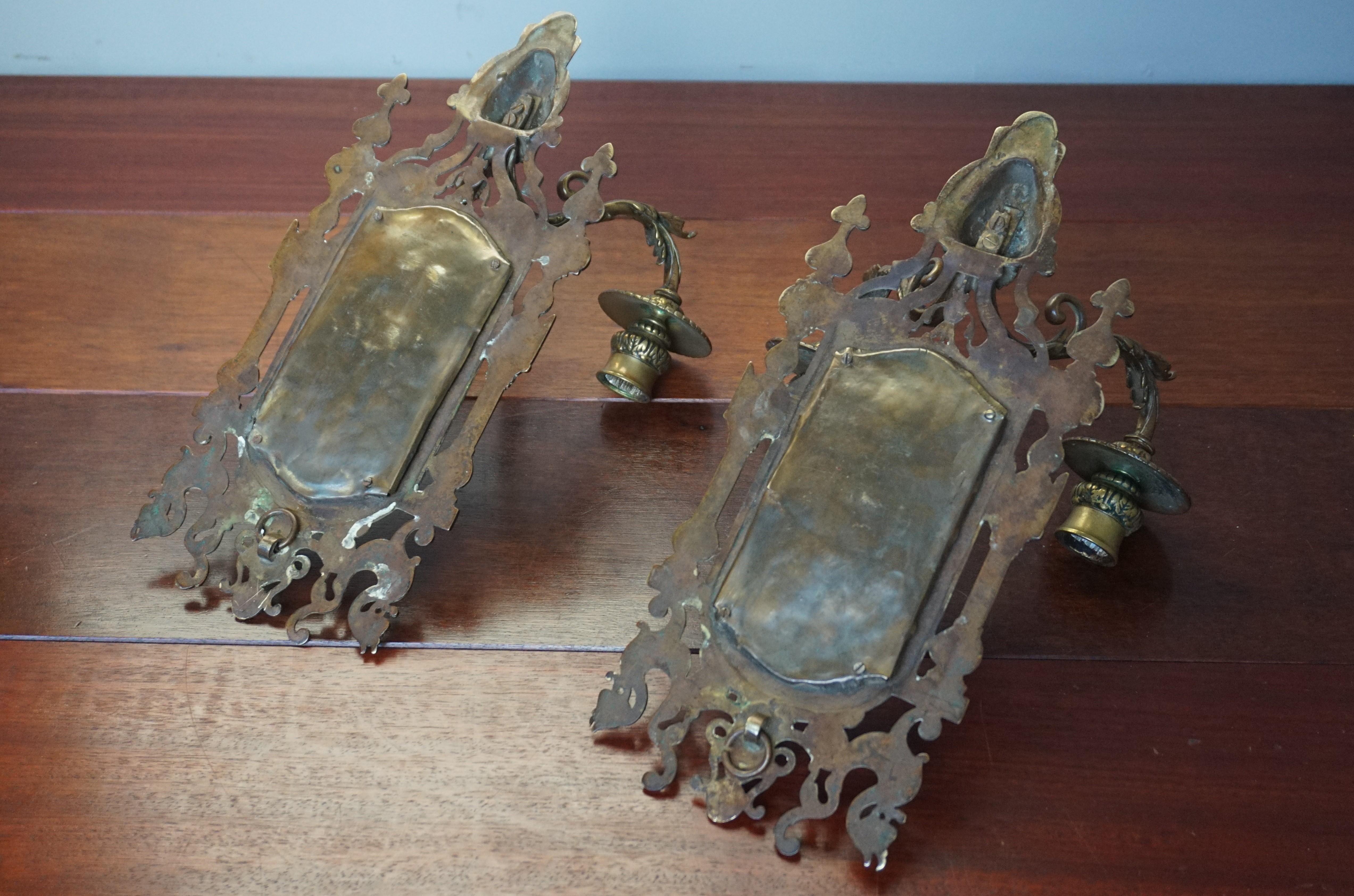 Pair of Bronze Wall Sconce Candleholders with Mirrors & Griffins and More For Sale 7