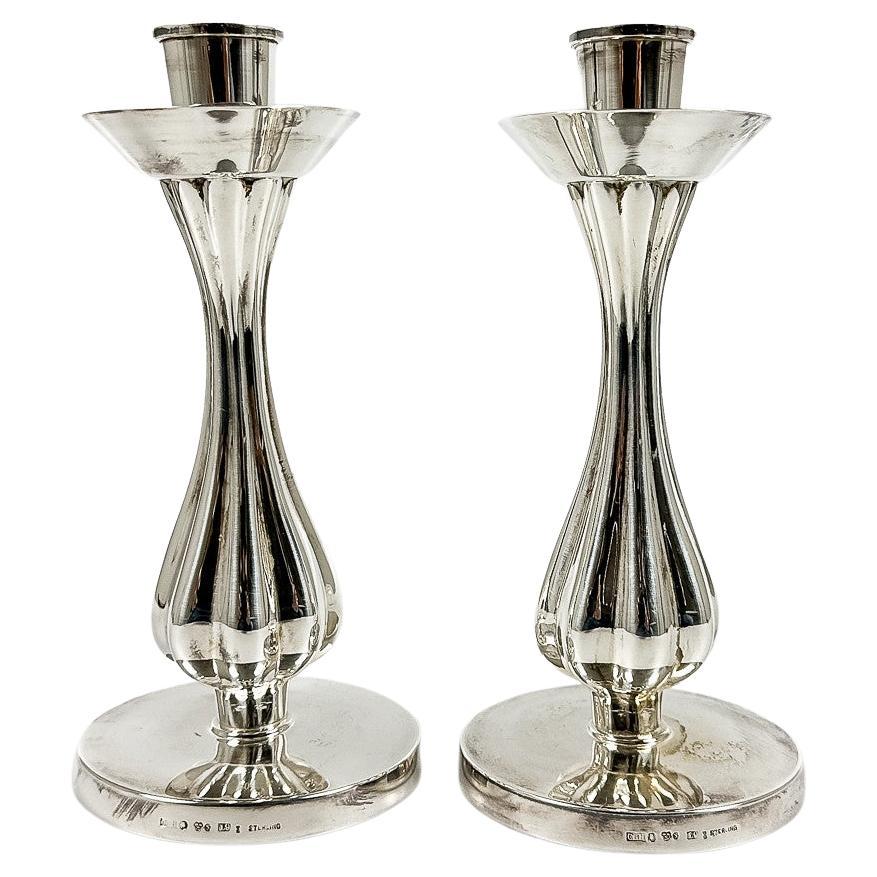 Ancienne paire de bougeoirs Art déco en argent sterling, années 1940