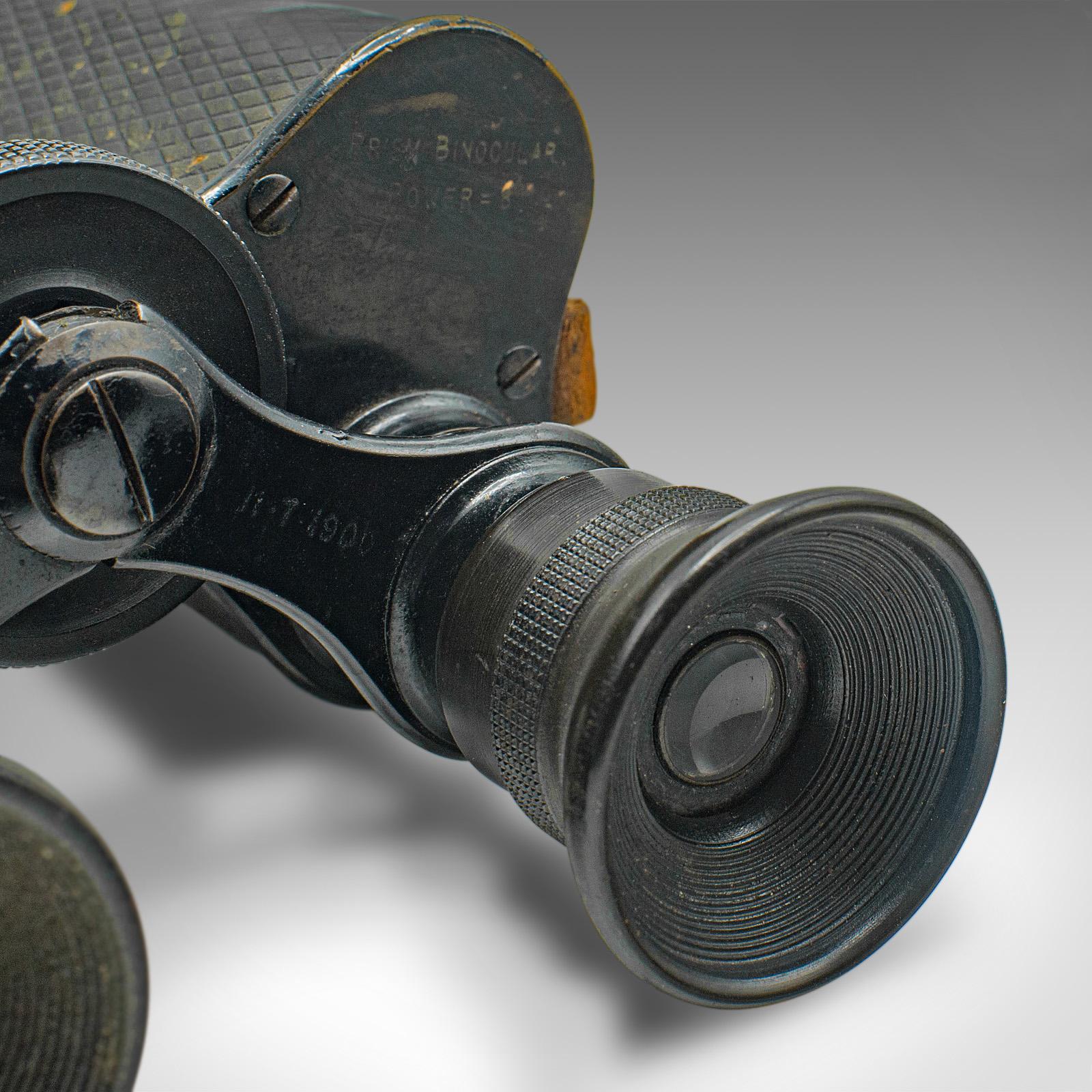 Ancienne paire de binoculares anglaises, laiton, instrument optique victorien en vente 3