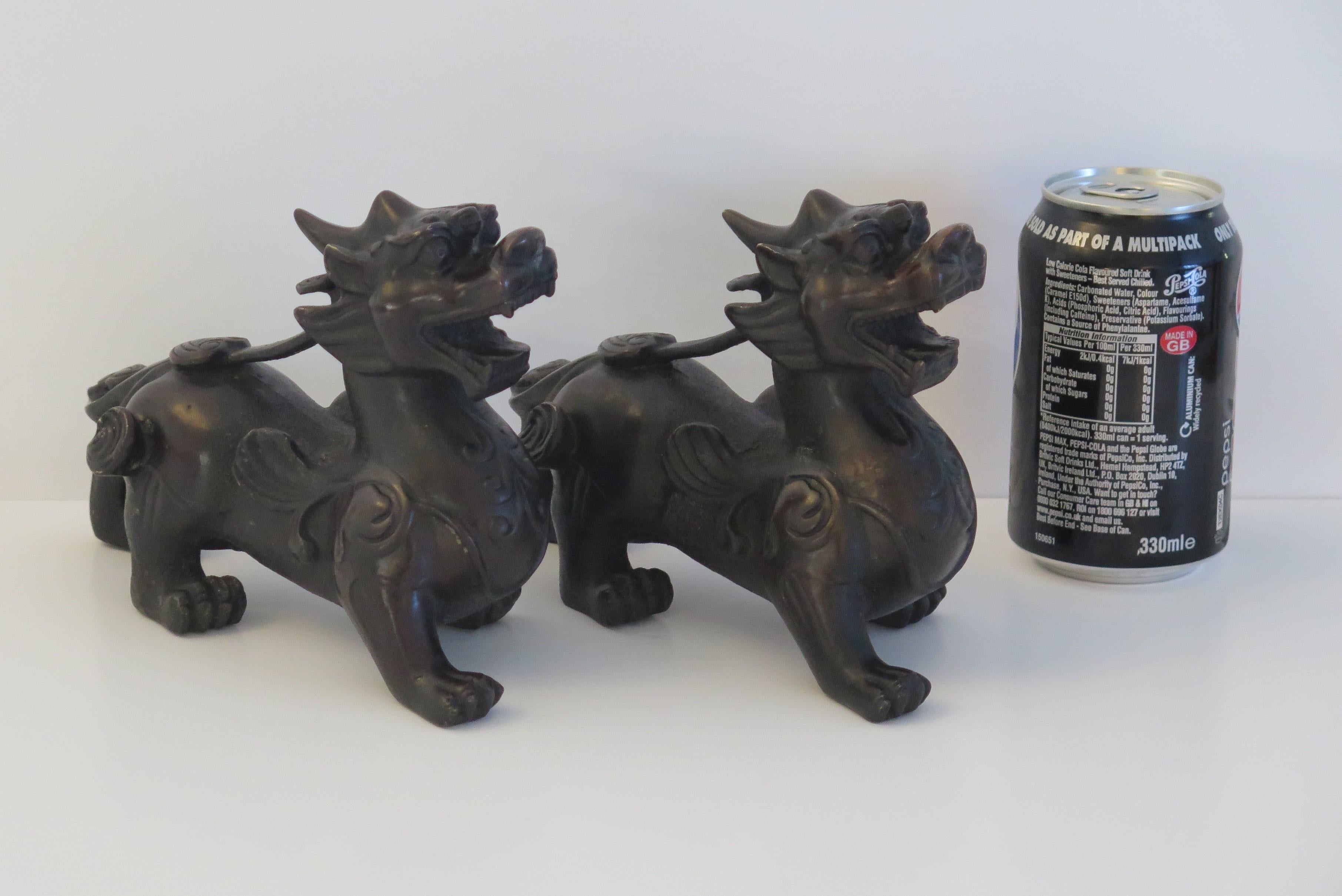 Antique Pair of Chinese Bronze Foo Dogs Good Detail, Qing Dynasty For Sale 13