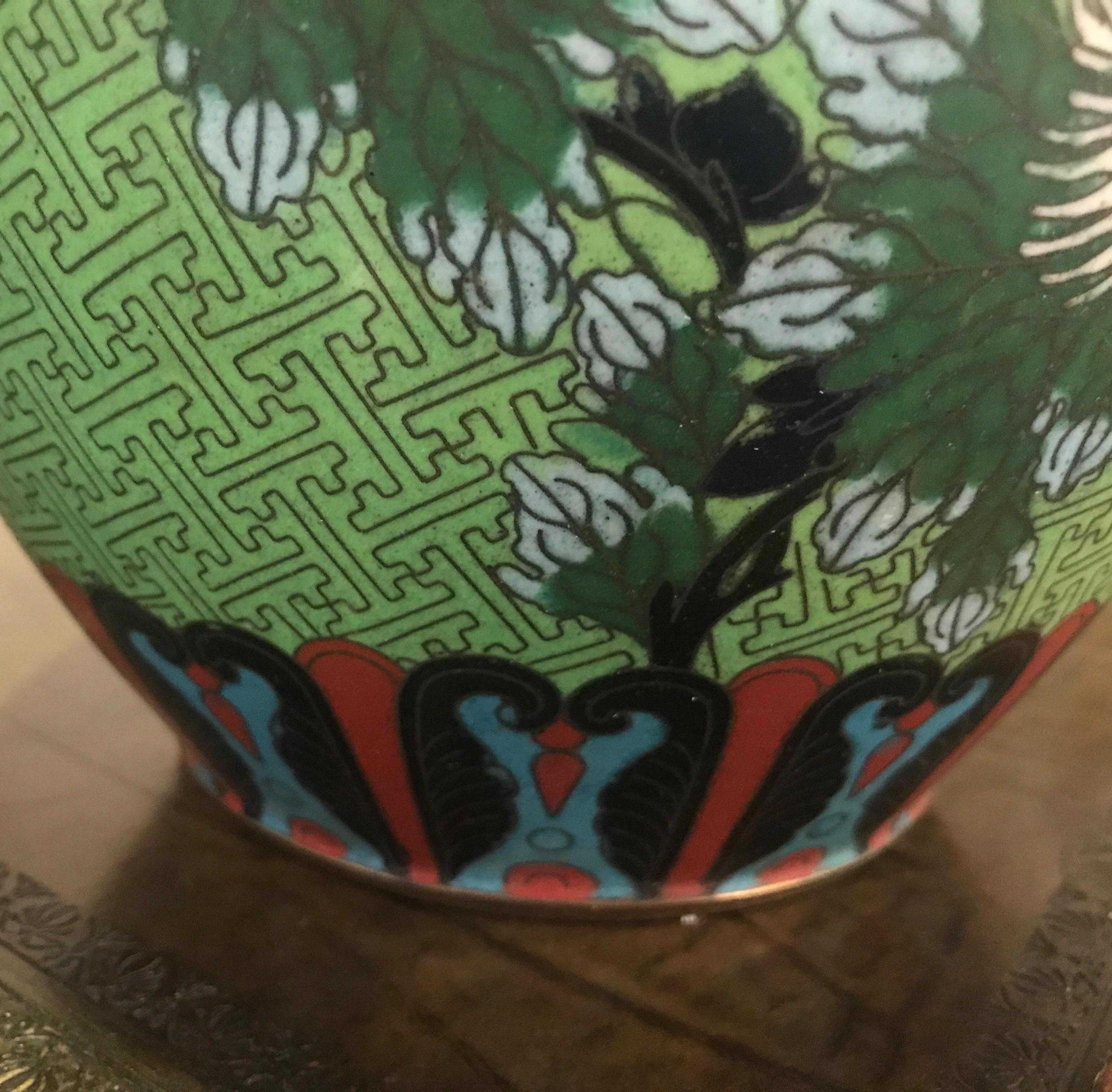 Antique Pair of Chinese Bulbous Vases 3