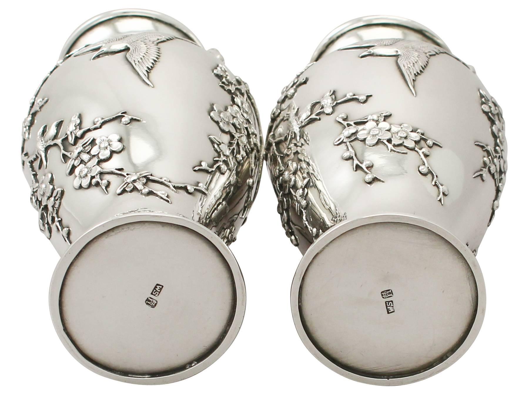 Antique Pair of Chinese Export Silver Vases, circa 1890 4