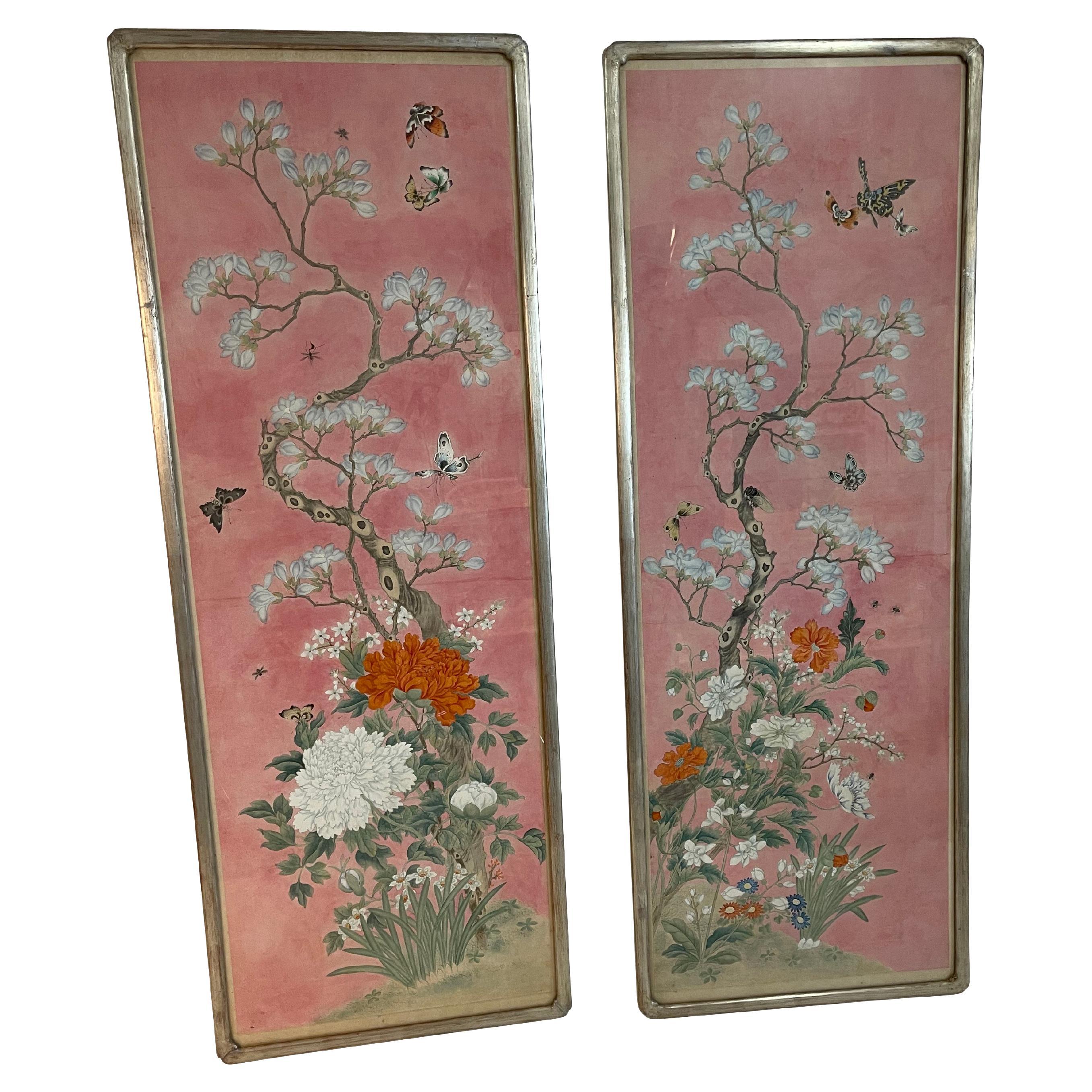 Ancienne paire d'aquarelles chinoises roses botaniques en bois de chien dans des cadres en argent  en vente
