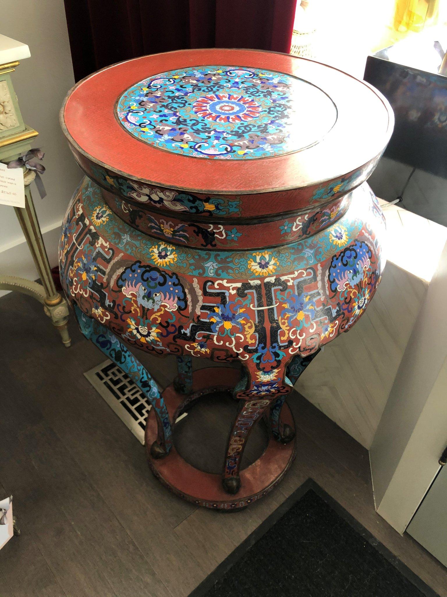 Cloissoné Antique Pair of Red, Blue and Multicoloured Cloisonné Tables For Sale