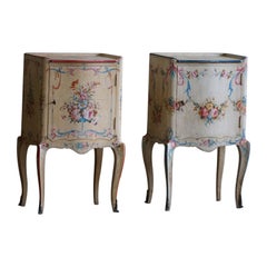 Antigua Pareja de Cómodas / Mesillas de Noche Decoradas, Italia, Principios del S. XX