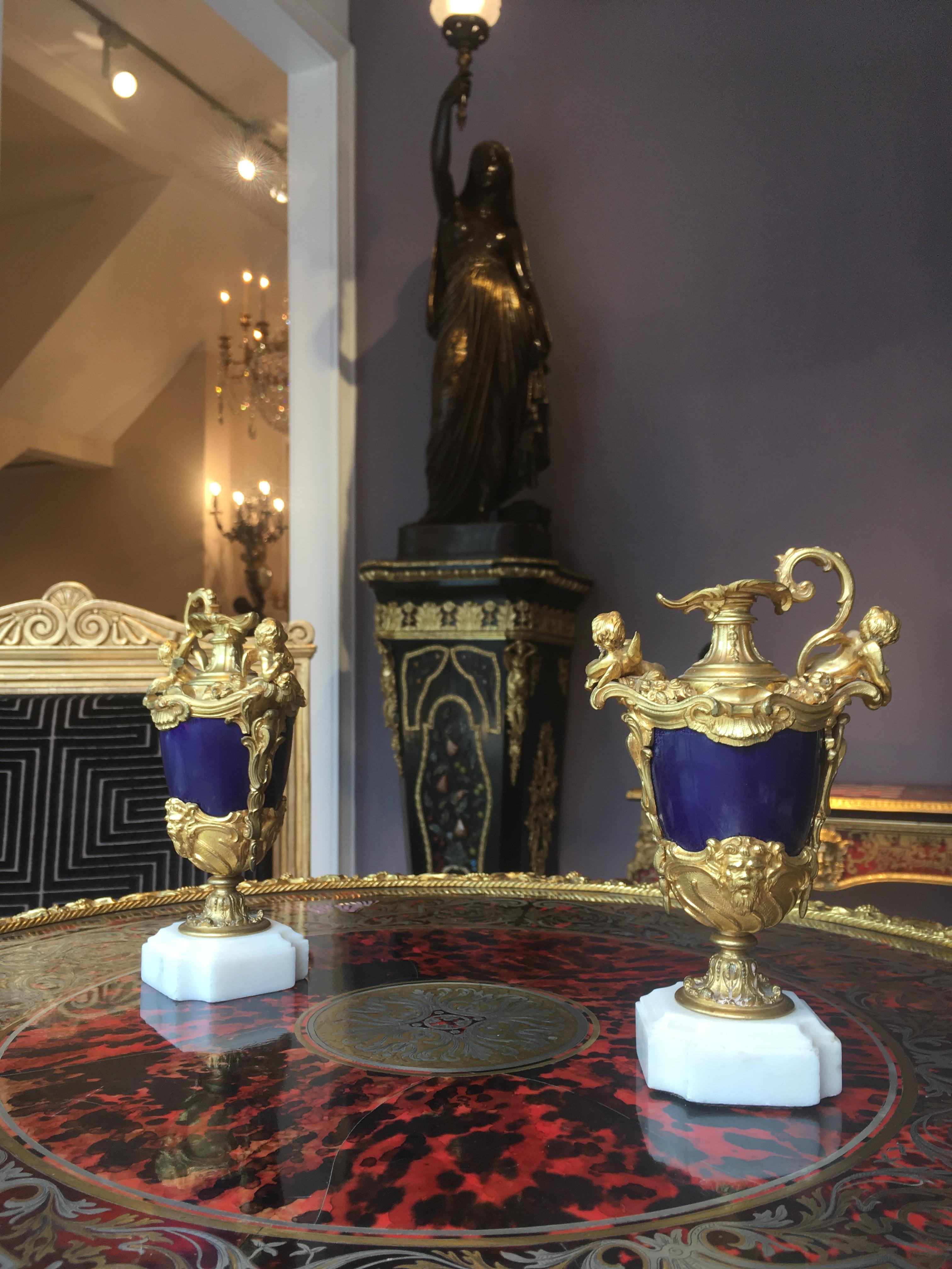19th Century Antique Pair of Decorative Vases in Royal Blue Porcelain and Gilt For Sale