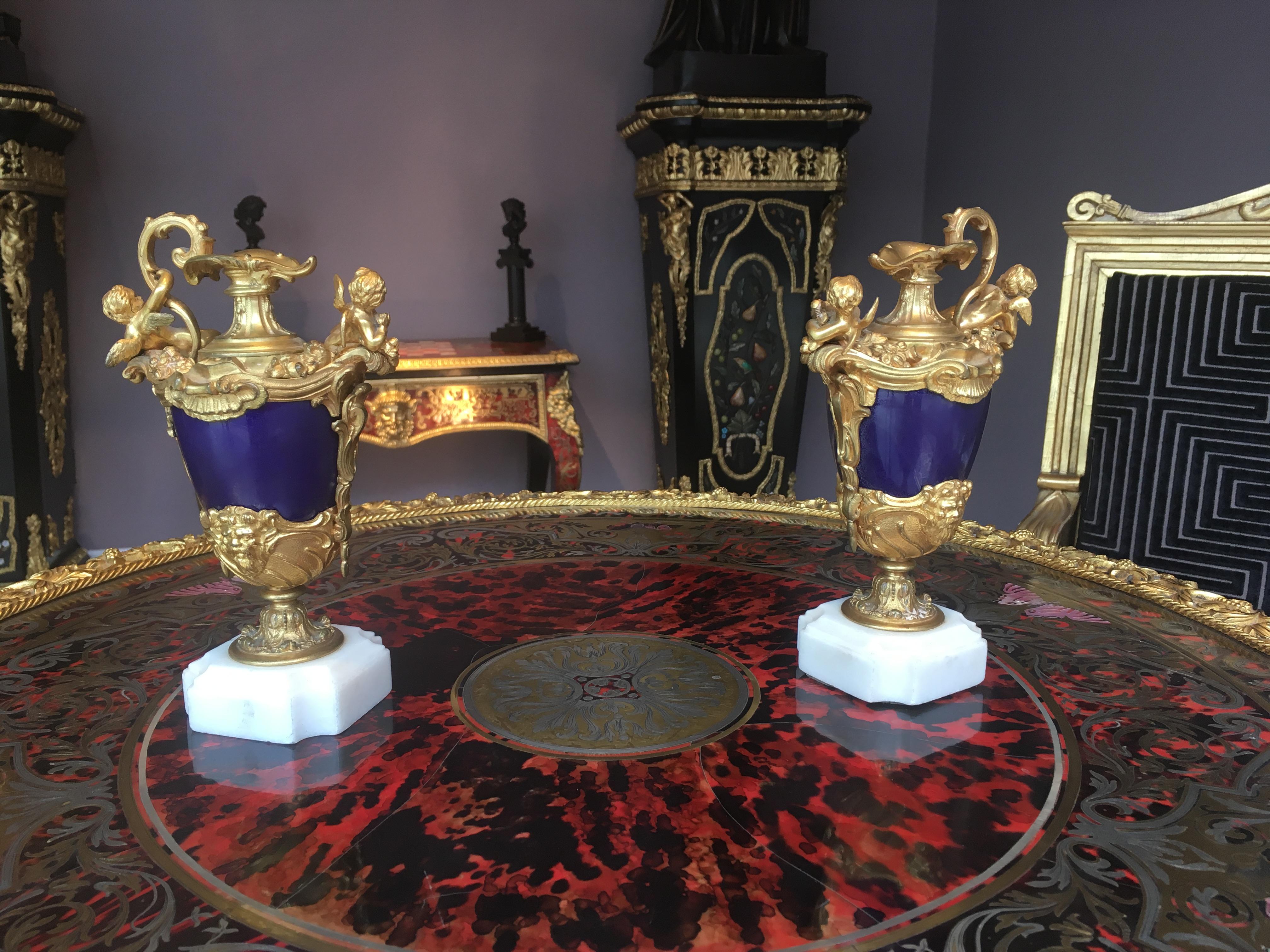 Bronze Antique Pair of Decorative Vases in Royal Blue Porcelain and Gilt For Sale