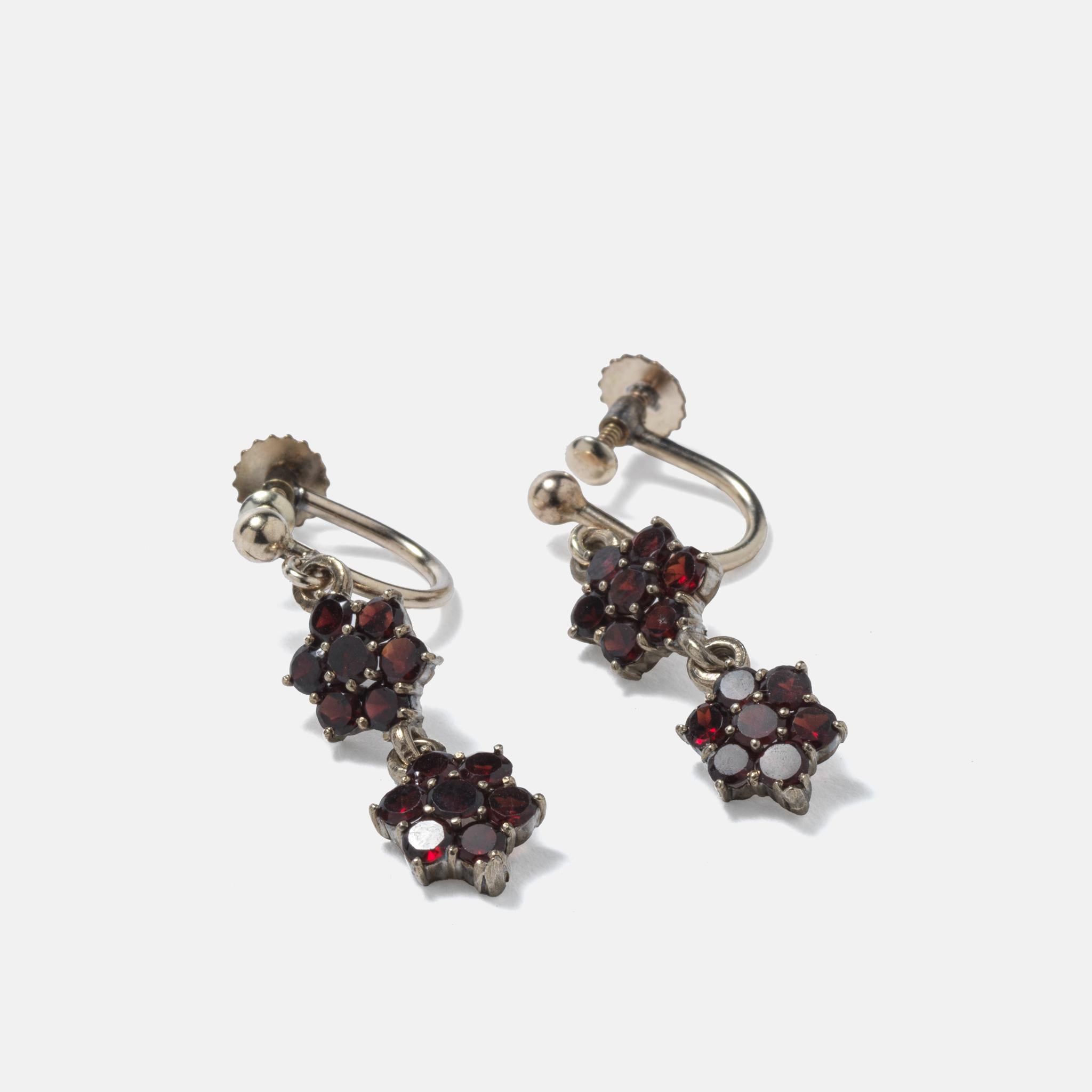 Mixed Cut Antique pair of earrings. Silver and garnets. For Sale